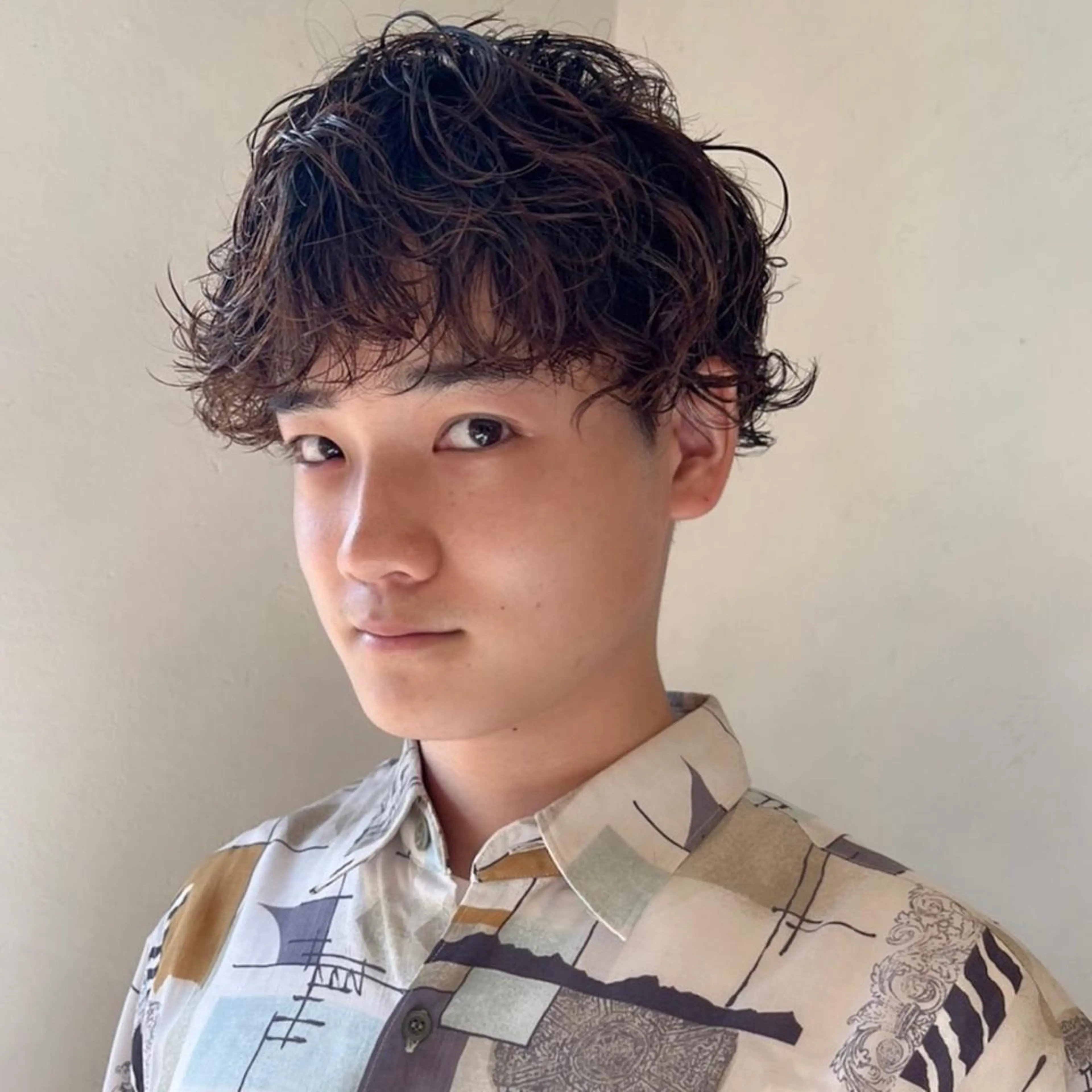 ショート パーマ メンズ メンズパーマ irwi/イルウィ所属・miku🎀門前仲町 ブリーチ・レイヤーのヘアスタイル