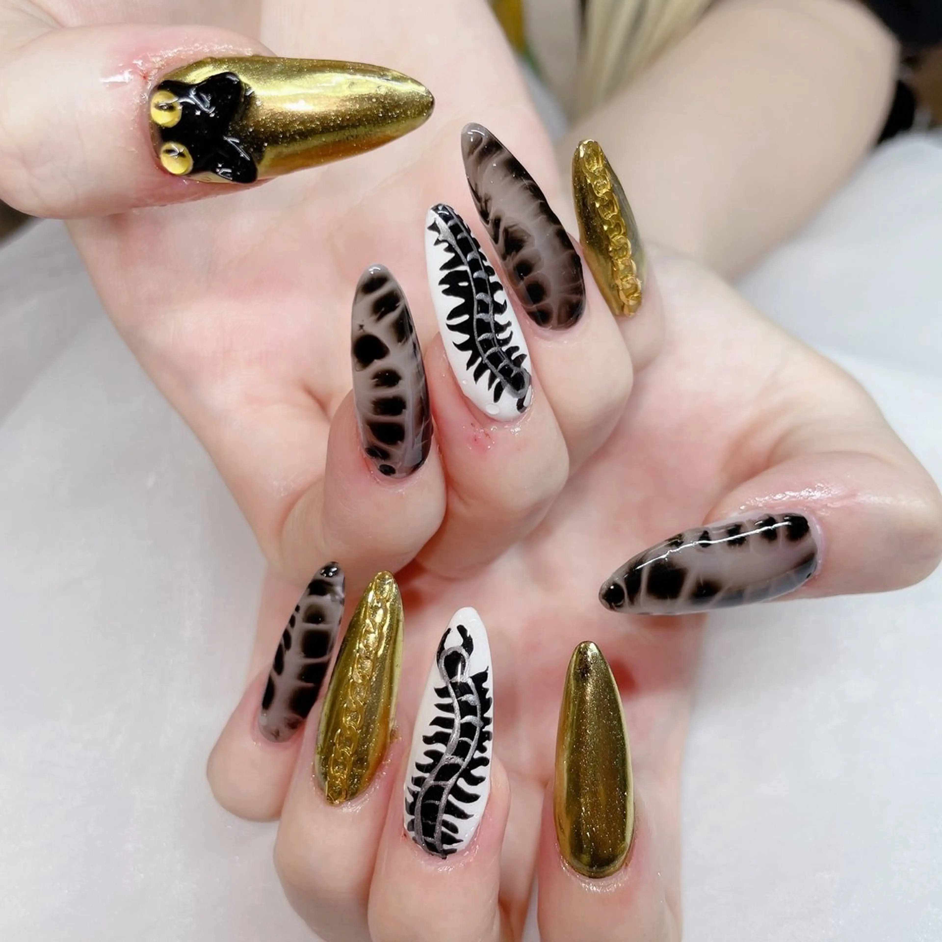 ロング ハンドネイル ハンドケア 💜MIYA nail川崎店のネイルデザイン