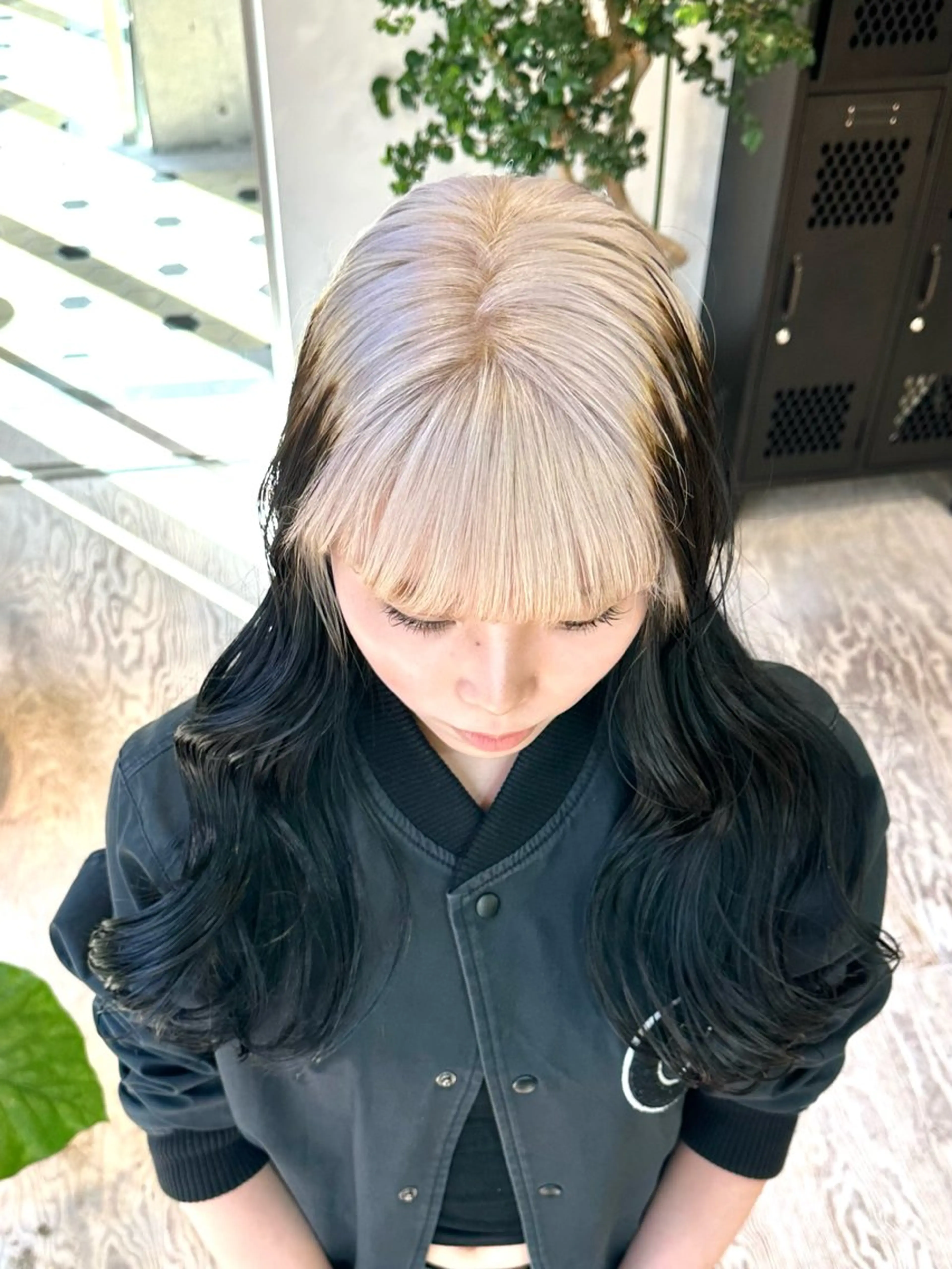 カラー 抜きっぱなしブロンド ササキカズマのヘアスタイル