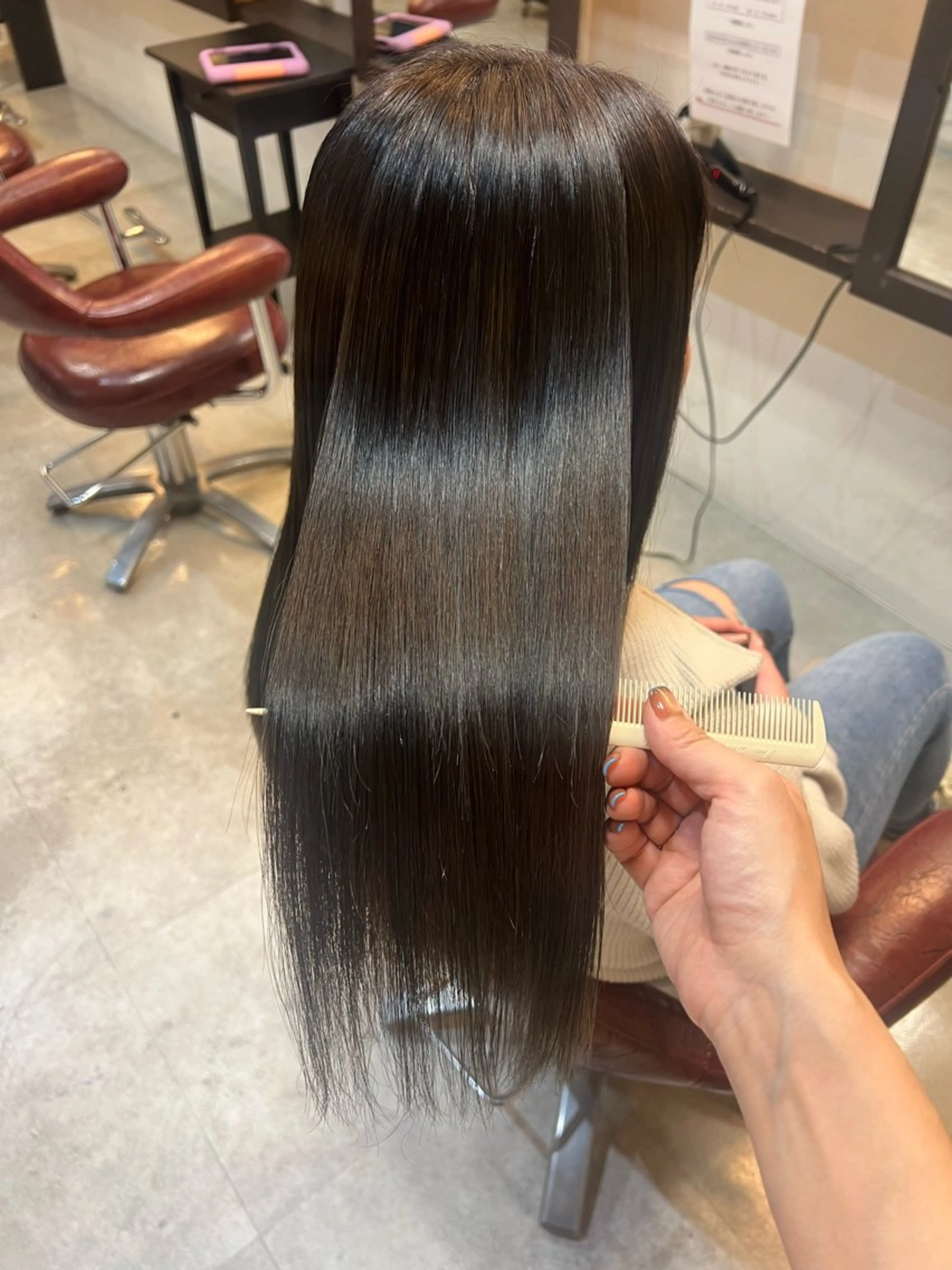 ロング カラー 黒髪 ナチュラルブラック 吉岡 なみのヘアスタイル