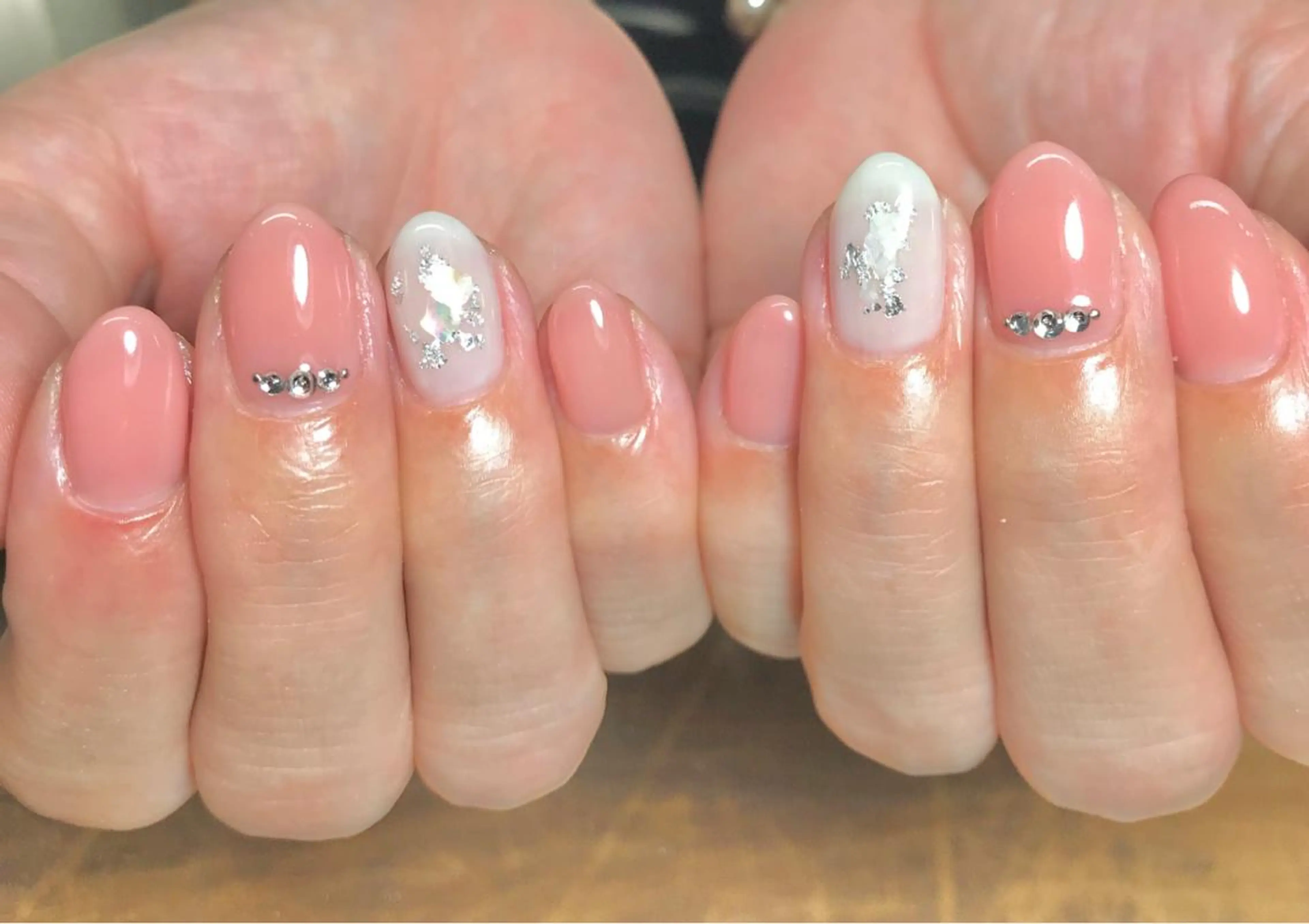 ネイル Liennail 持込デザインやり放題のネイルデザイン