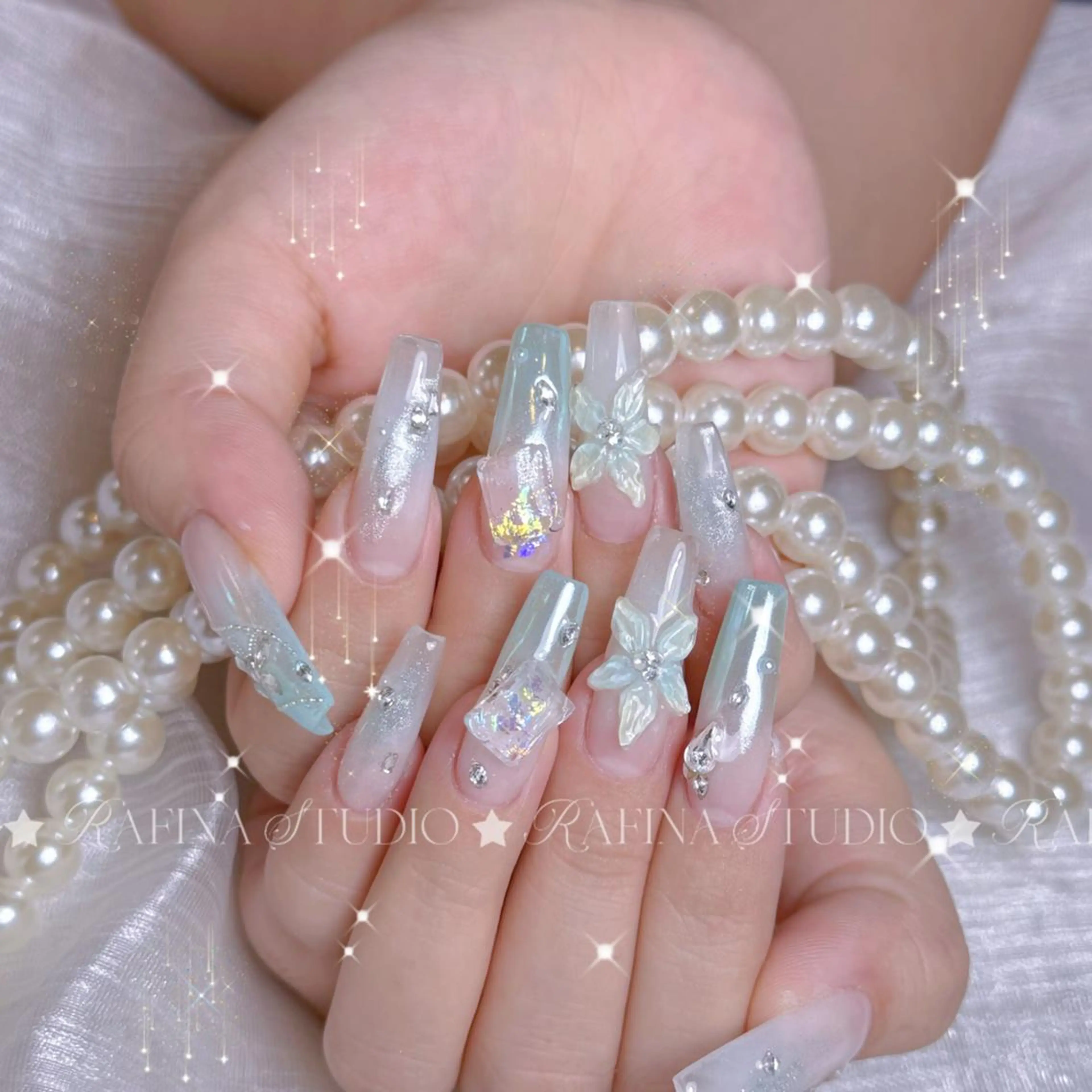 ネイル 玲央 YOYOのネイルデザイン