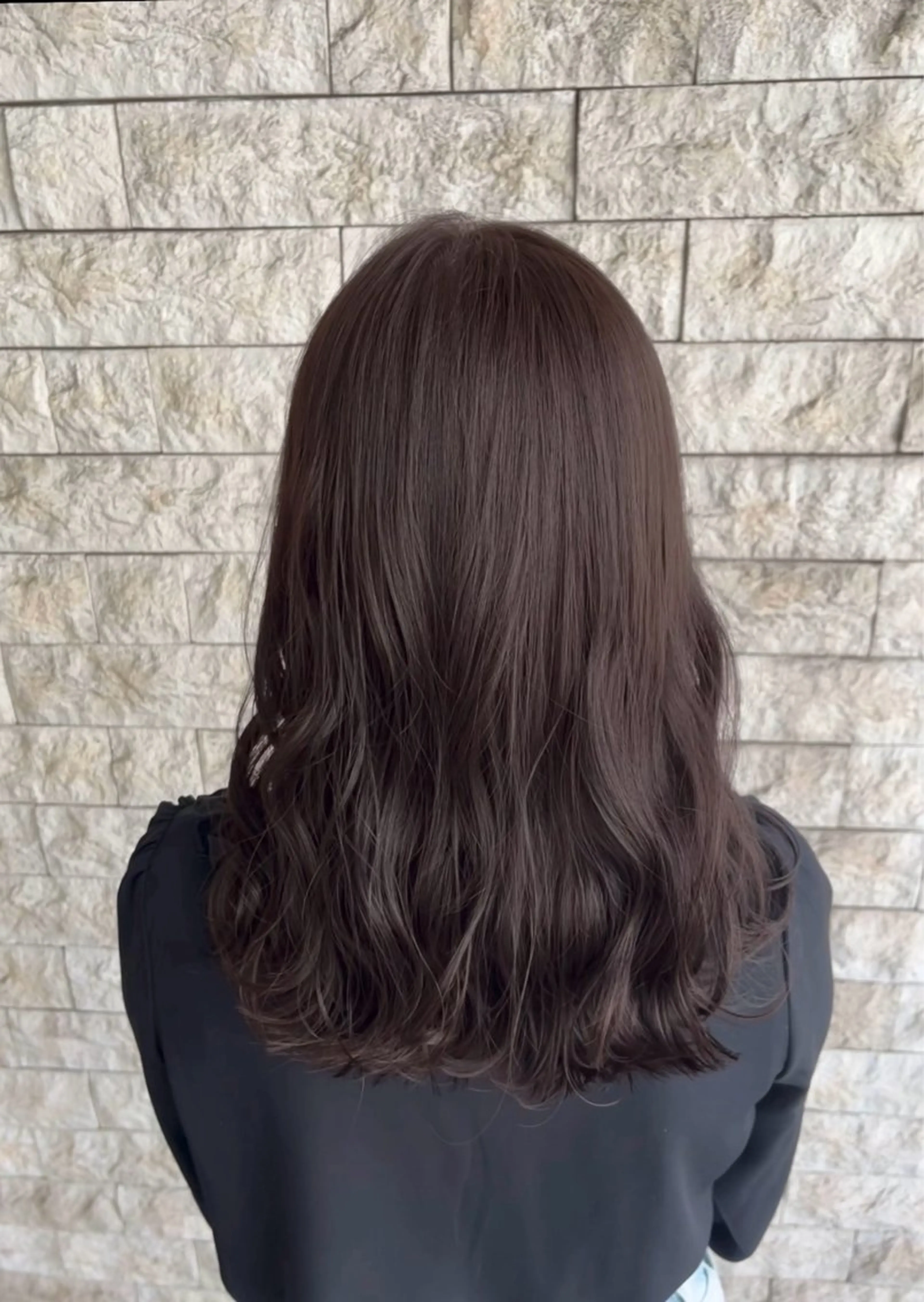 セミロング カラー ブラウンカラー チョコレートブラウン 透明感カラー／ 艶感カラー／RAMUのヘアスタイル