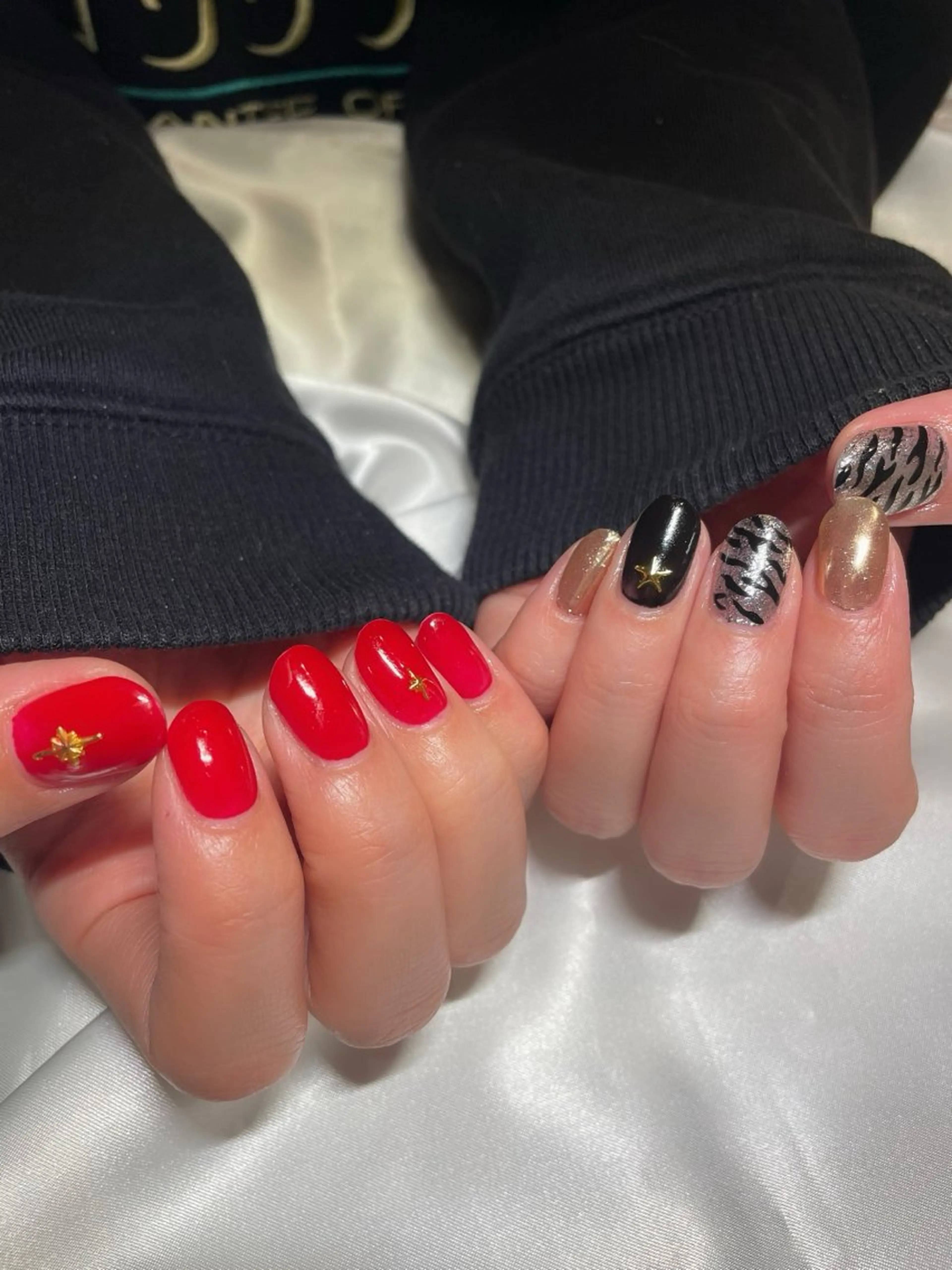 ネイル ストーンネイル ハンドネイル ROPE nail ロペネイルのネイルデザイン