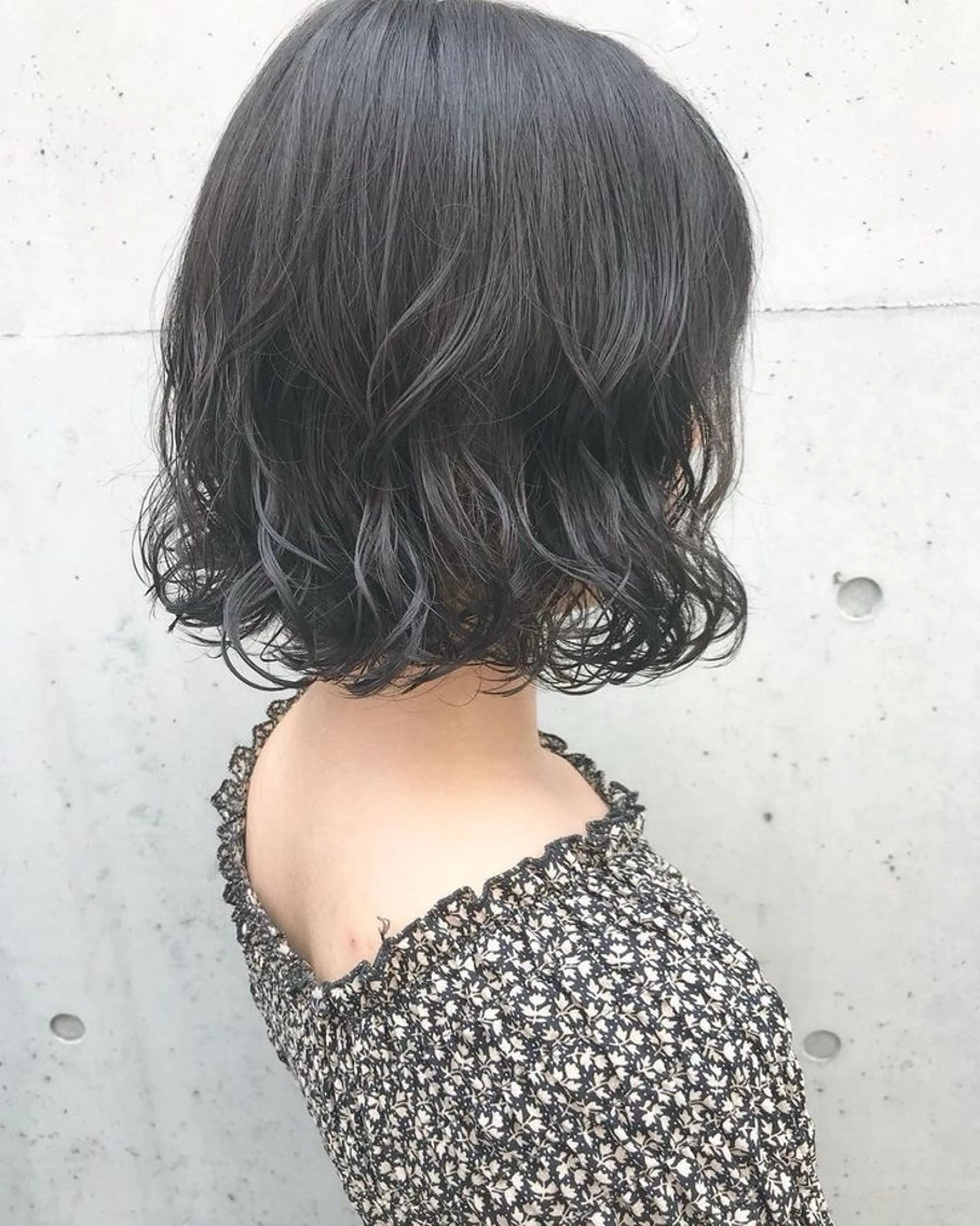 ショート パーマ 🫧柔らかパーマ/ 艶髪カラーあいり🤍のヘアスタイル
