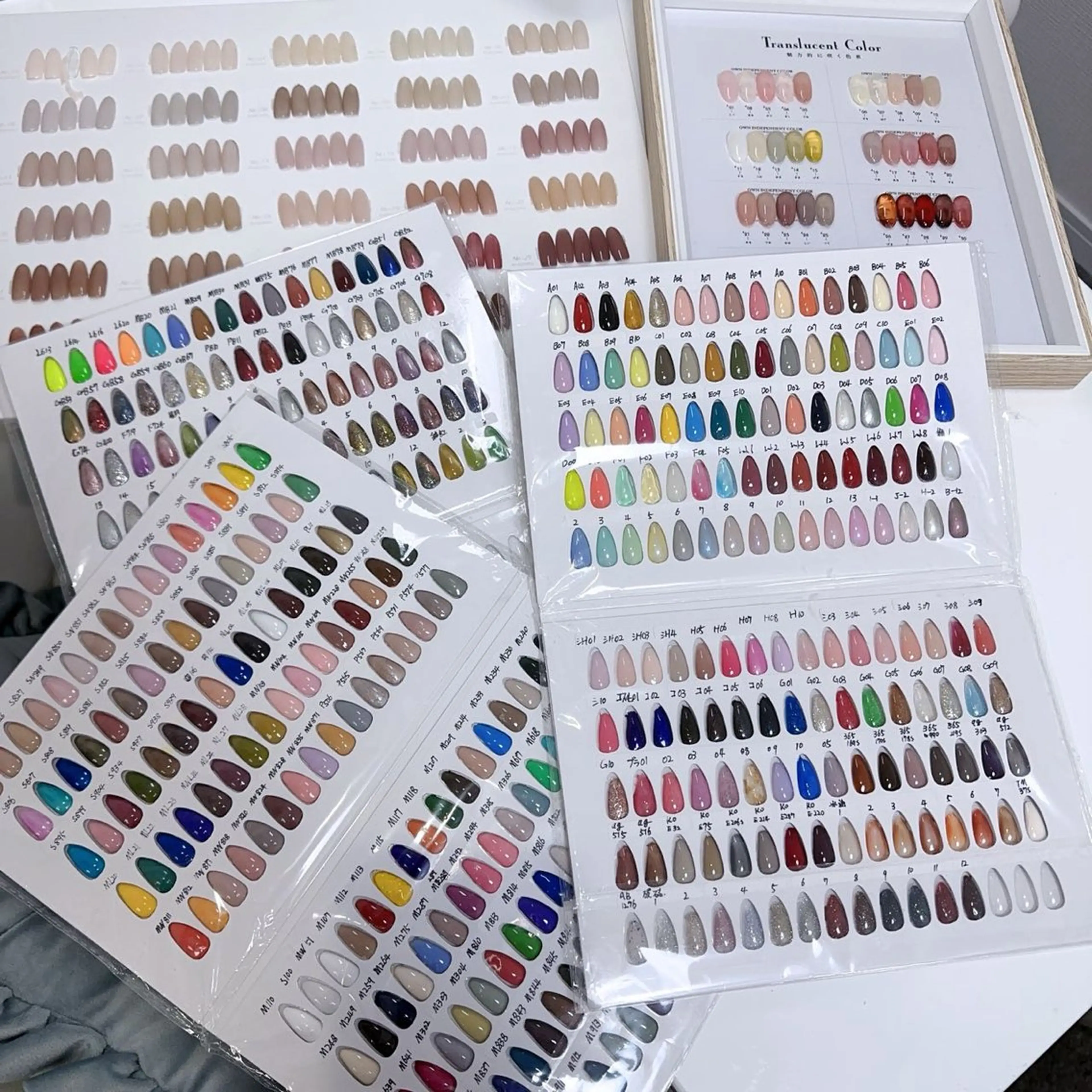 ネイル ＪＯＪＯnail所属・JOJOネイル ユカのネイルデザイン