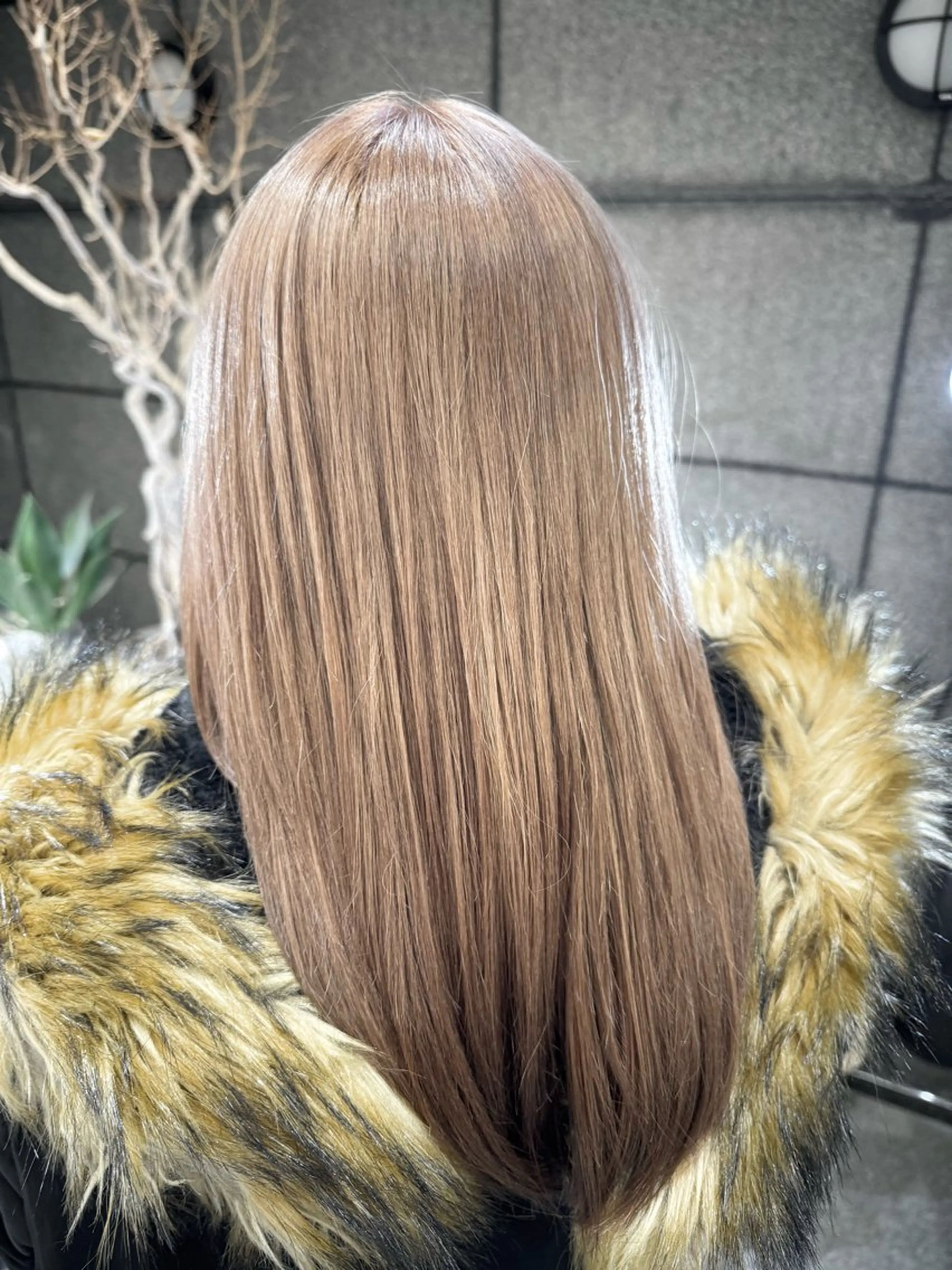 セミロング ヘアカラー 学生人気no.1 🦋ナツミのヘアスタイル
