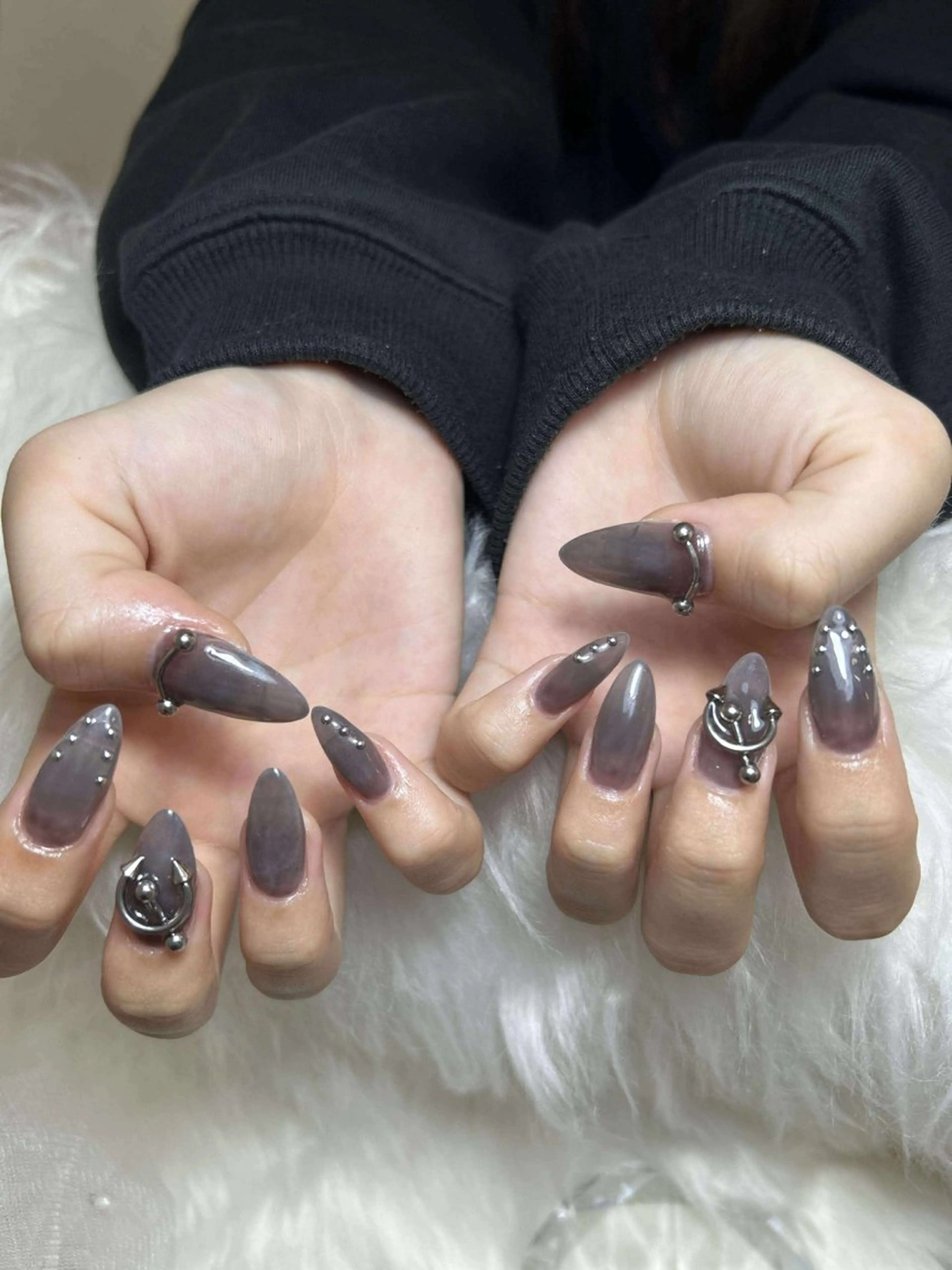 ネイル オーロラネイル チークネイル フットネイル フレンチネイル 韓国ネイル ハンドネイル Lumi Nailのネイルデザイン