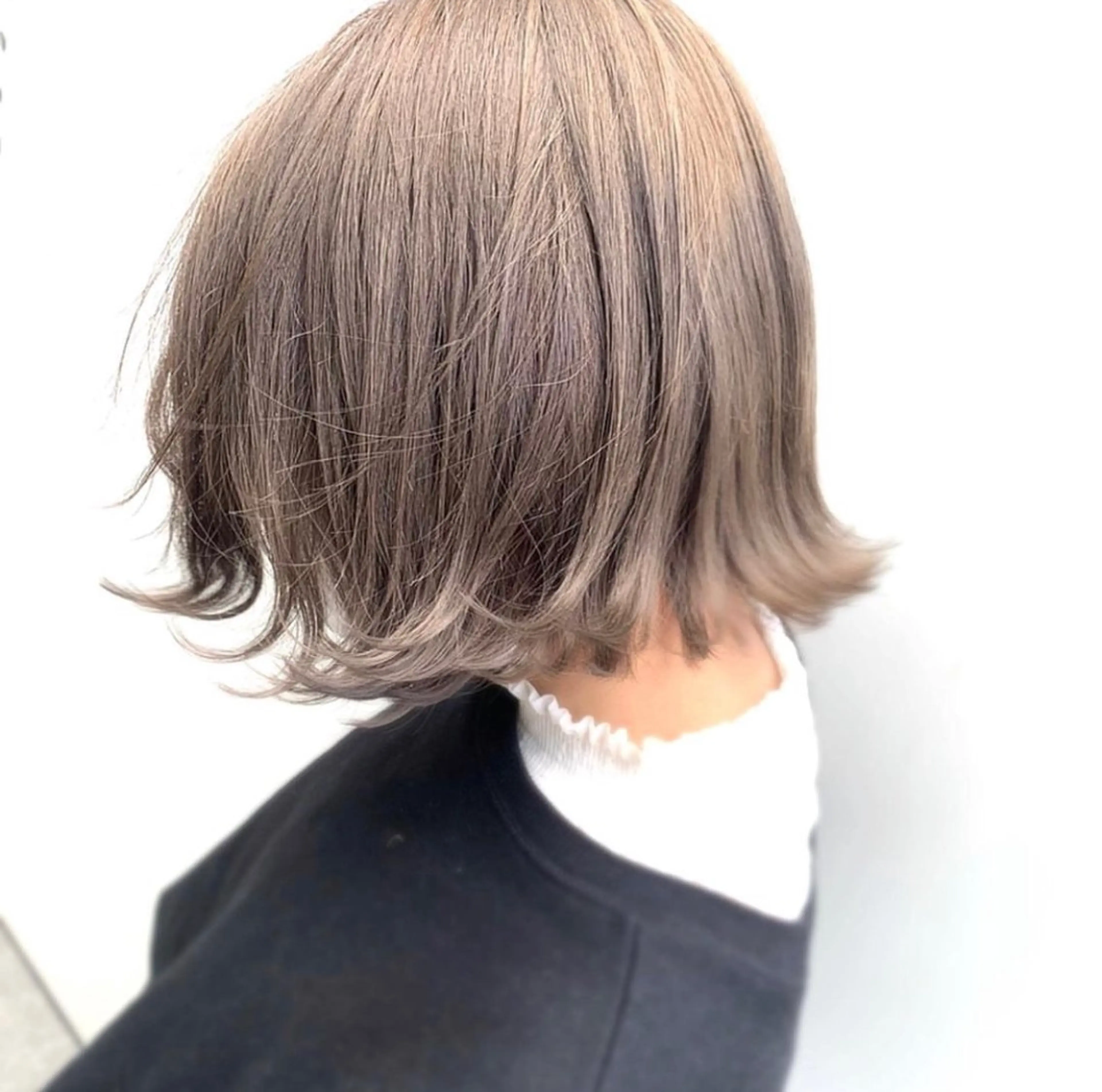 ミディアム ヘアカラー ショートカット 🌷Asamiのヘアスタイル