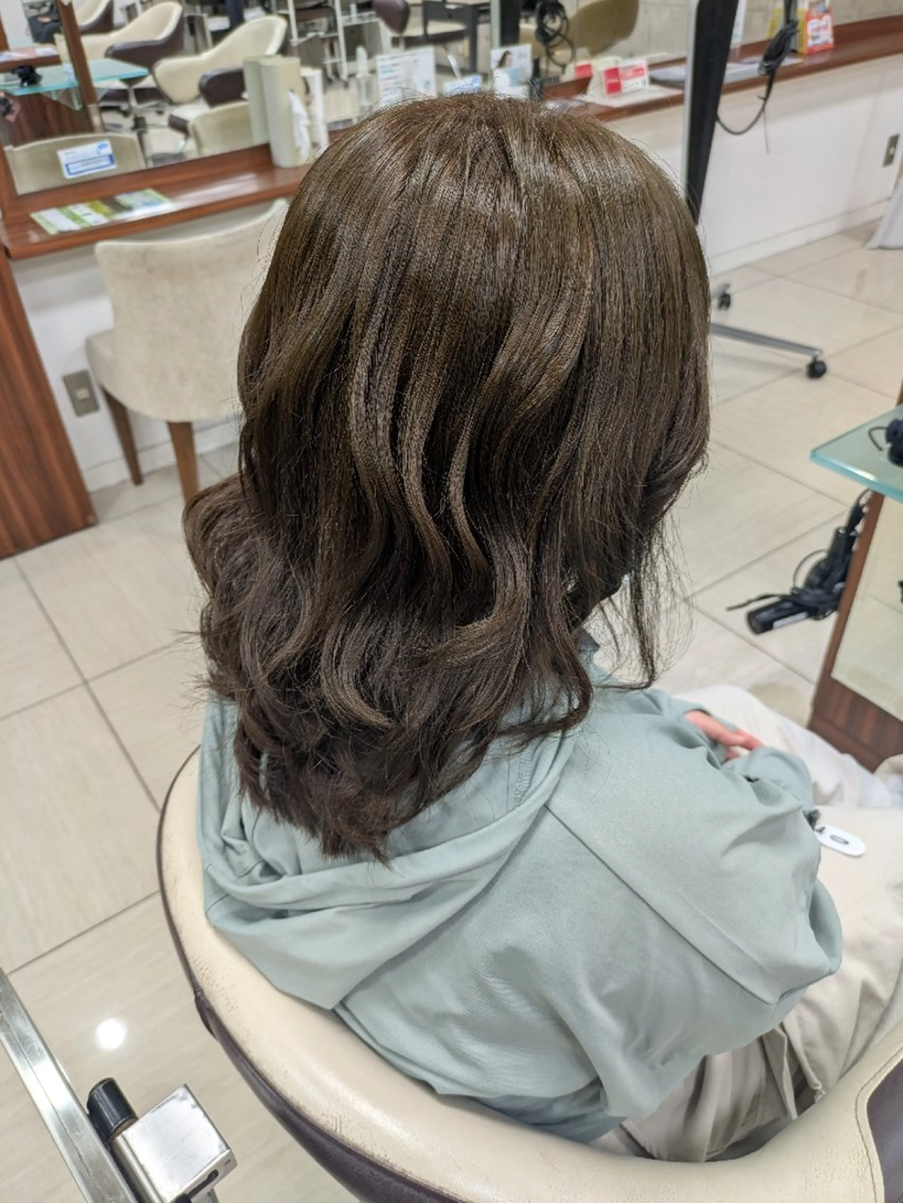 ヘアカラー 小林 凜のヘアスタイル