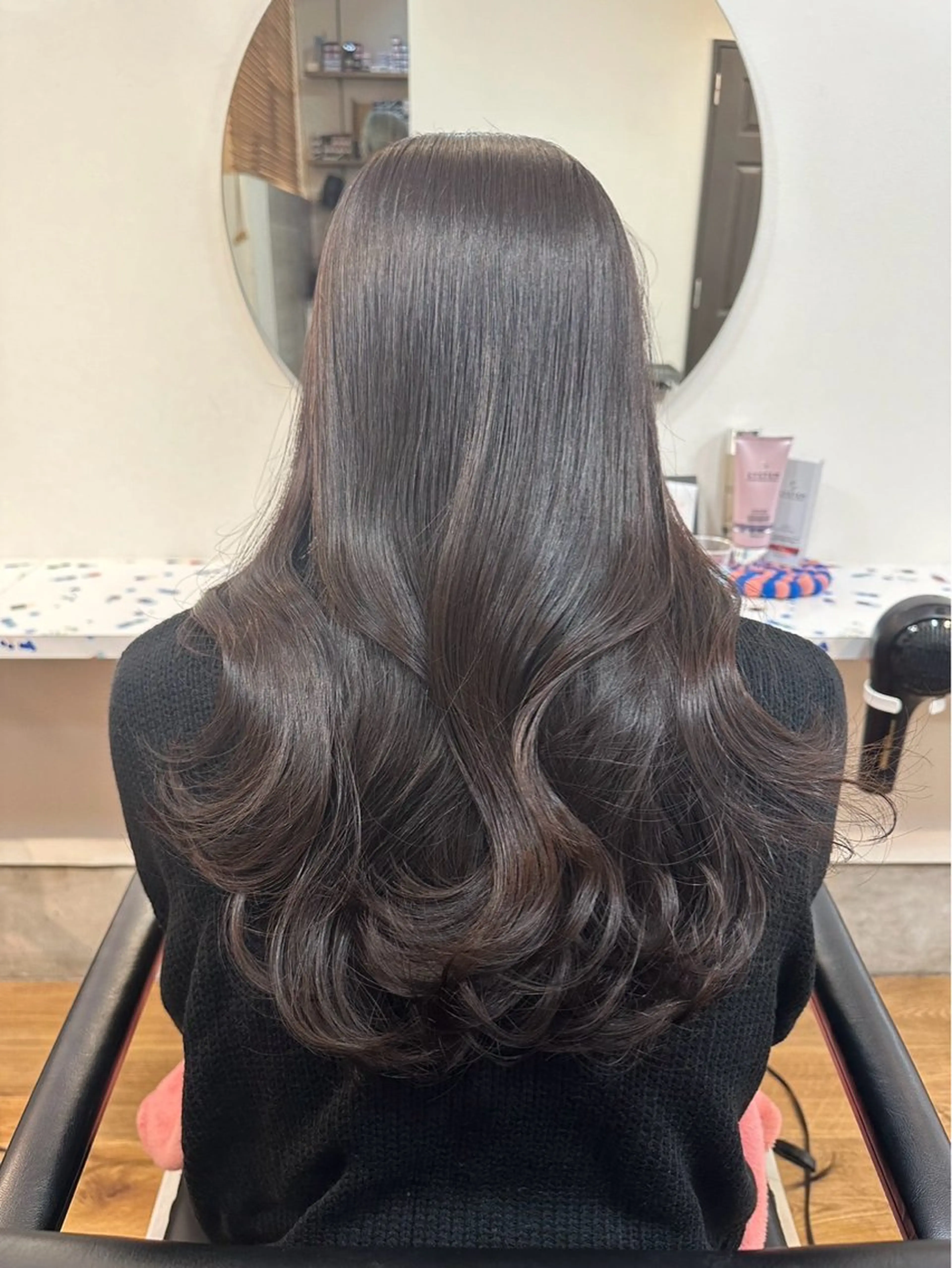 ロング カラー ヘアカラー トリートメント 透明感カラー🪽 mioのヘアスタイル