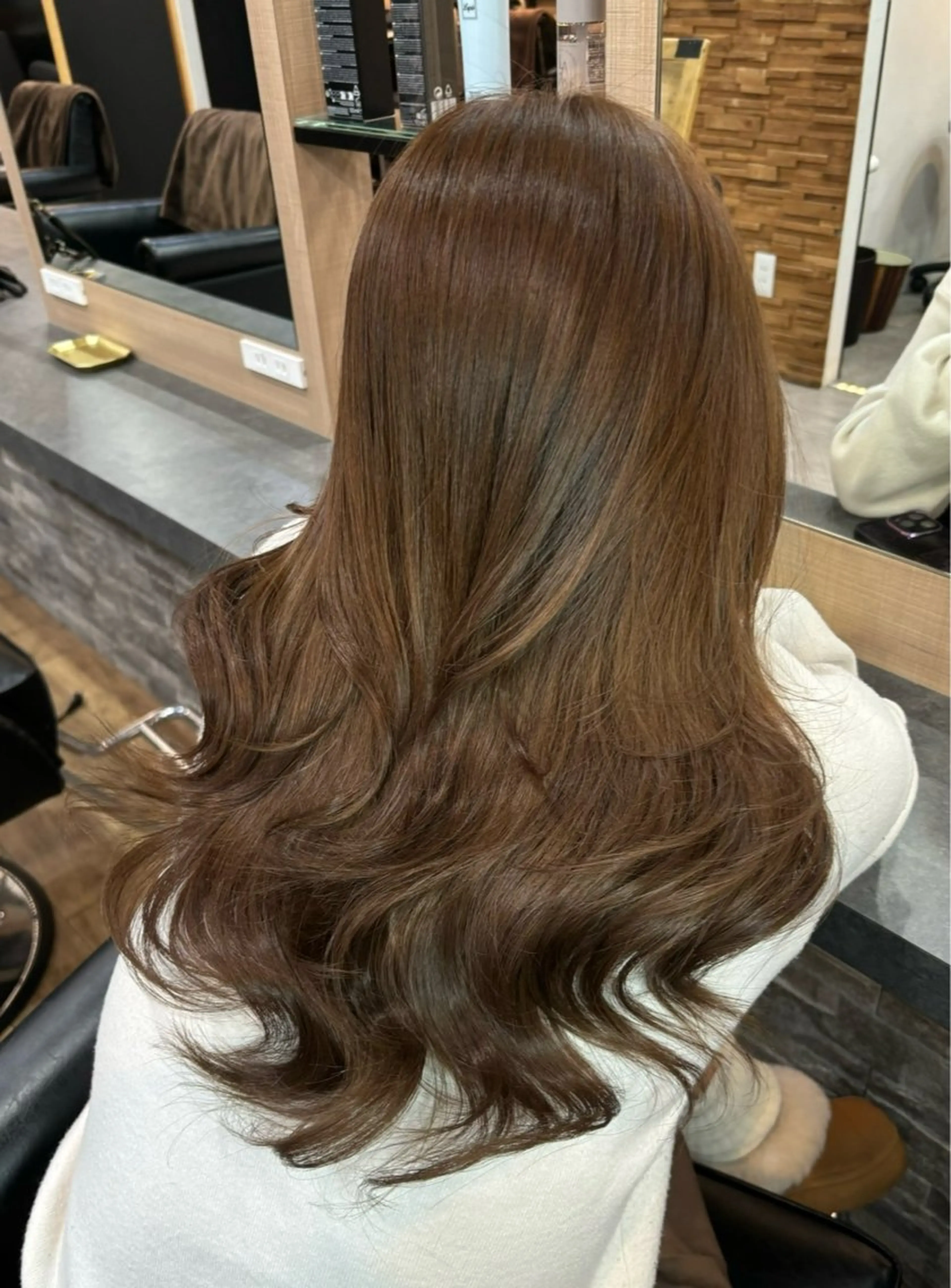 セミロング カラー ブリーチ ブラウンカラー ブリーチなしカラー カット ヘアカラー トリートメント Lapis エクステ /艶カラー/あいかのヘアスタイル