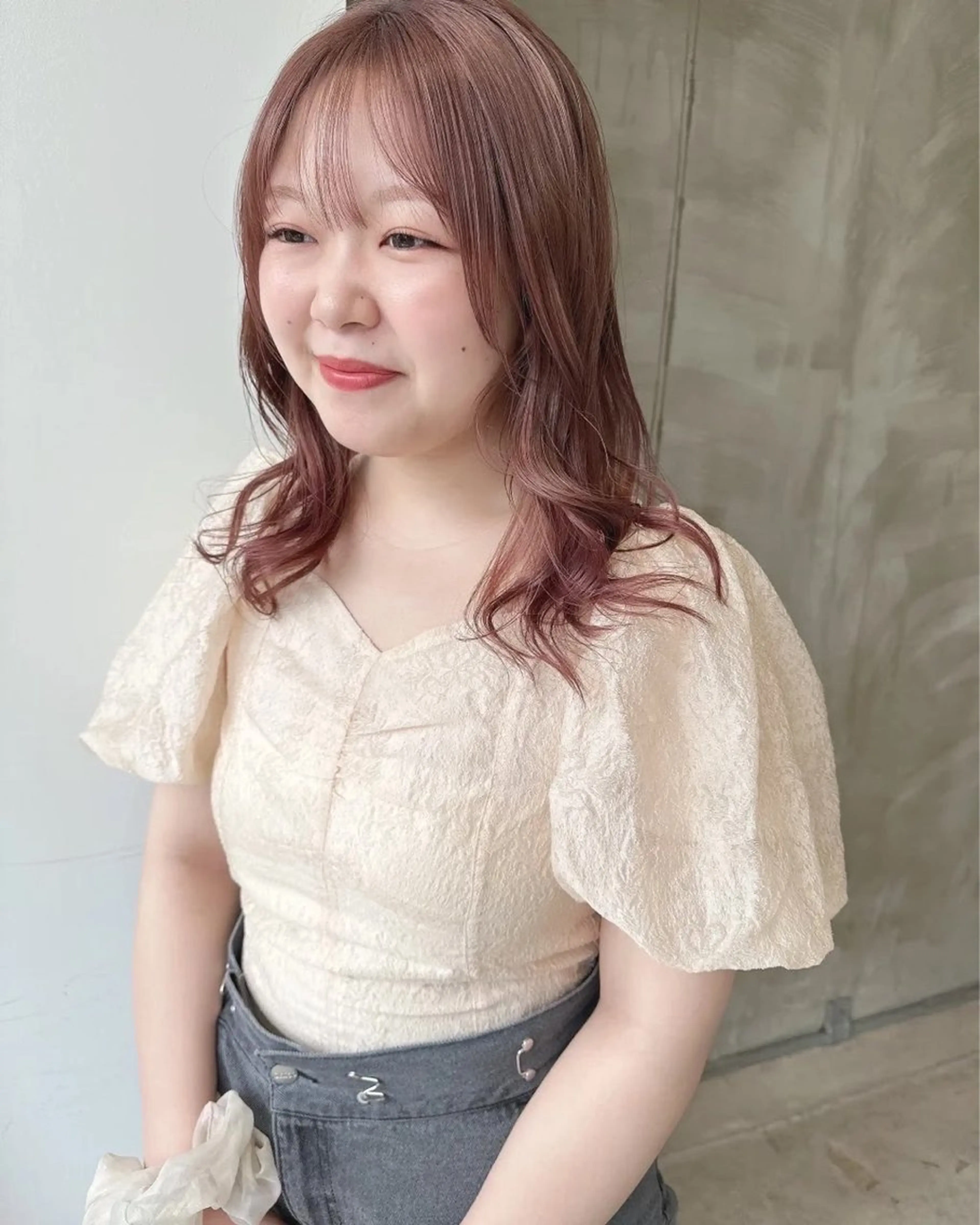セミロング pole pole所属・坂本 美佳のヘアスタイル