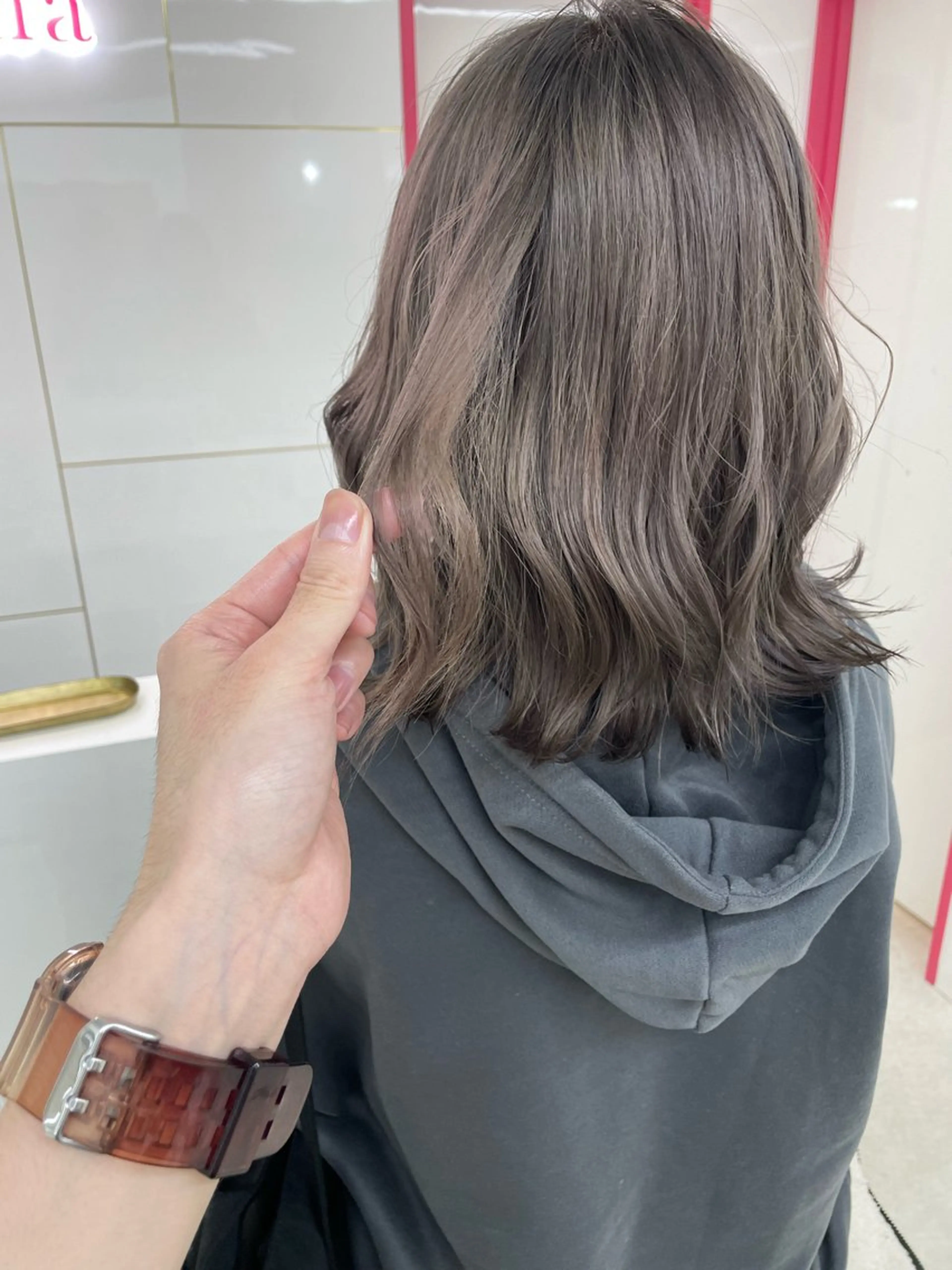 ミディアム カラー カット ヘアカラー 冨木 雄斗のヘアスタイル