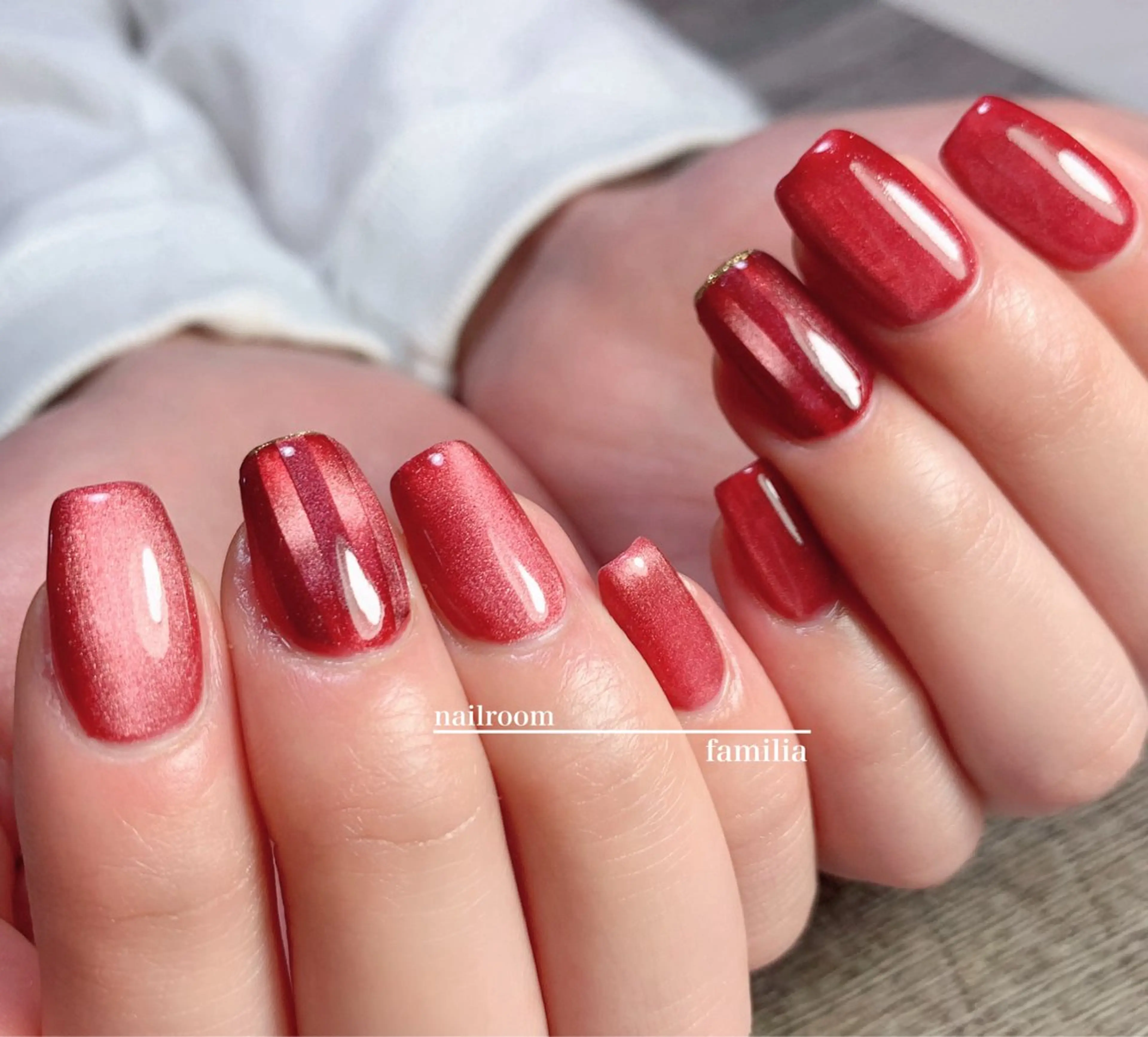 ネイル マグネットネイル -nailroom- familiaのネイルデザイン