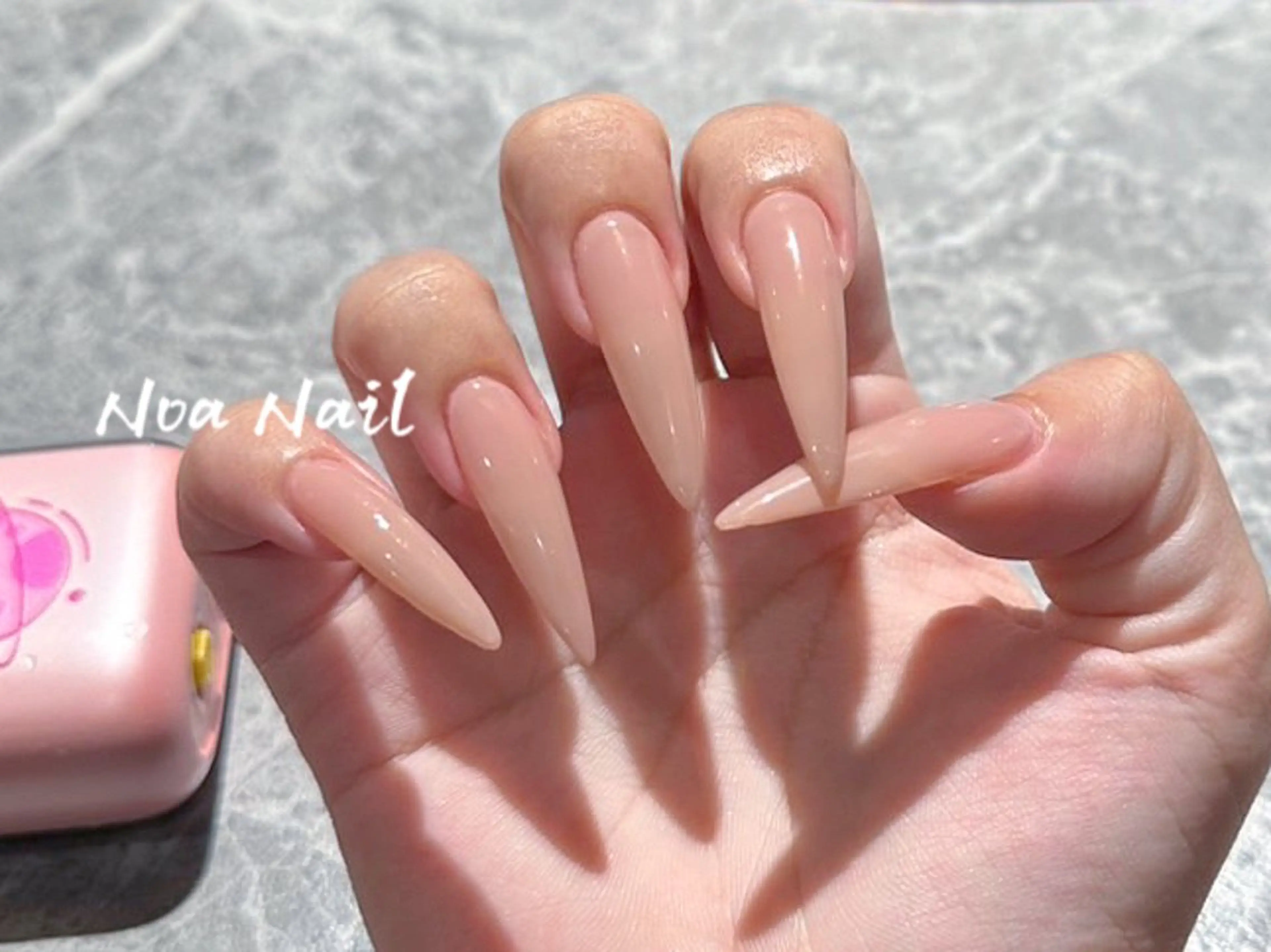 ロング 韓国風ヘア ハンドネイル NOA NAILのネイルデザイン