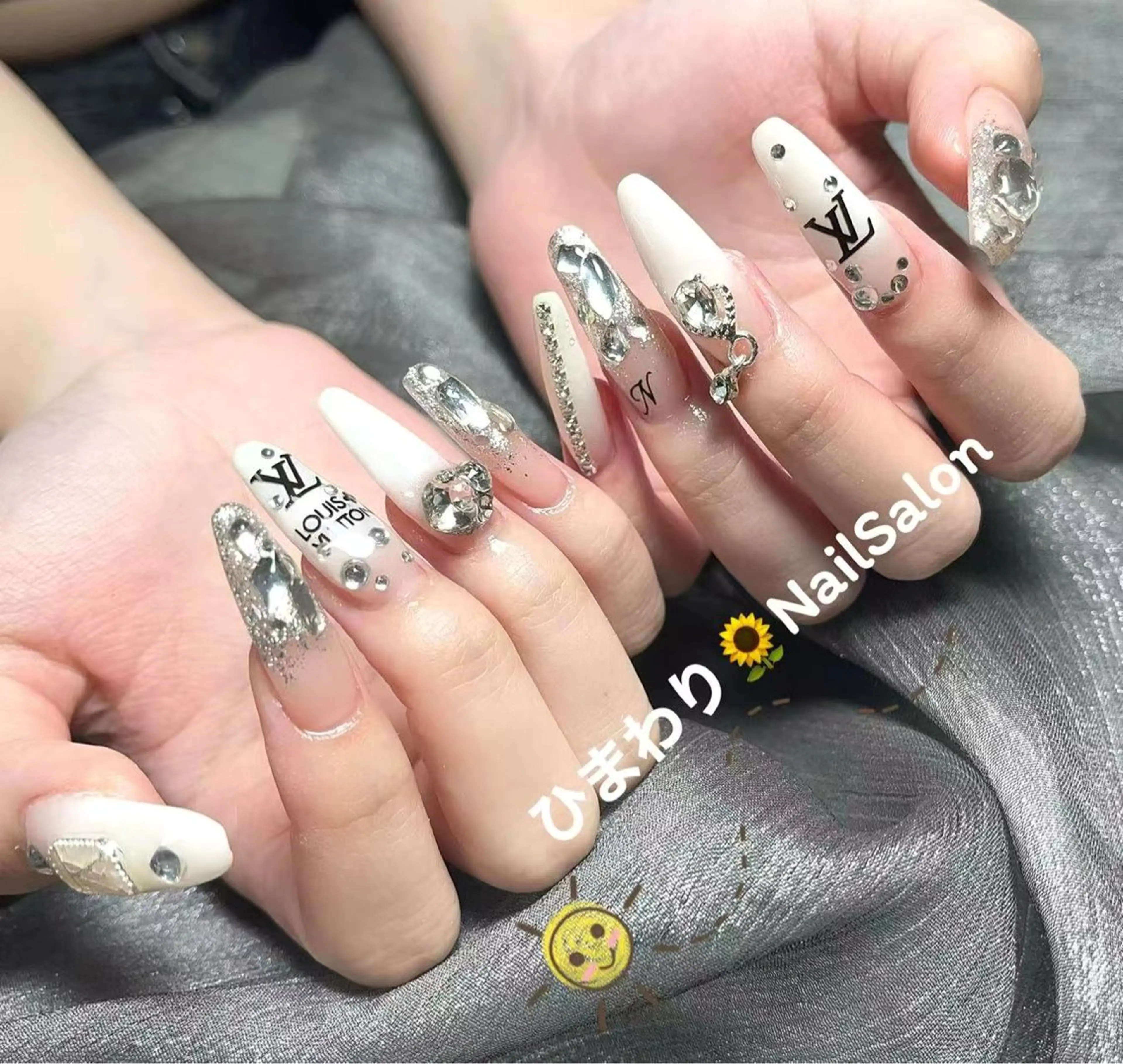 ネイル ゆき 🌻ひまわりサロンのネイルデザイン