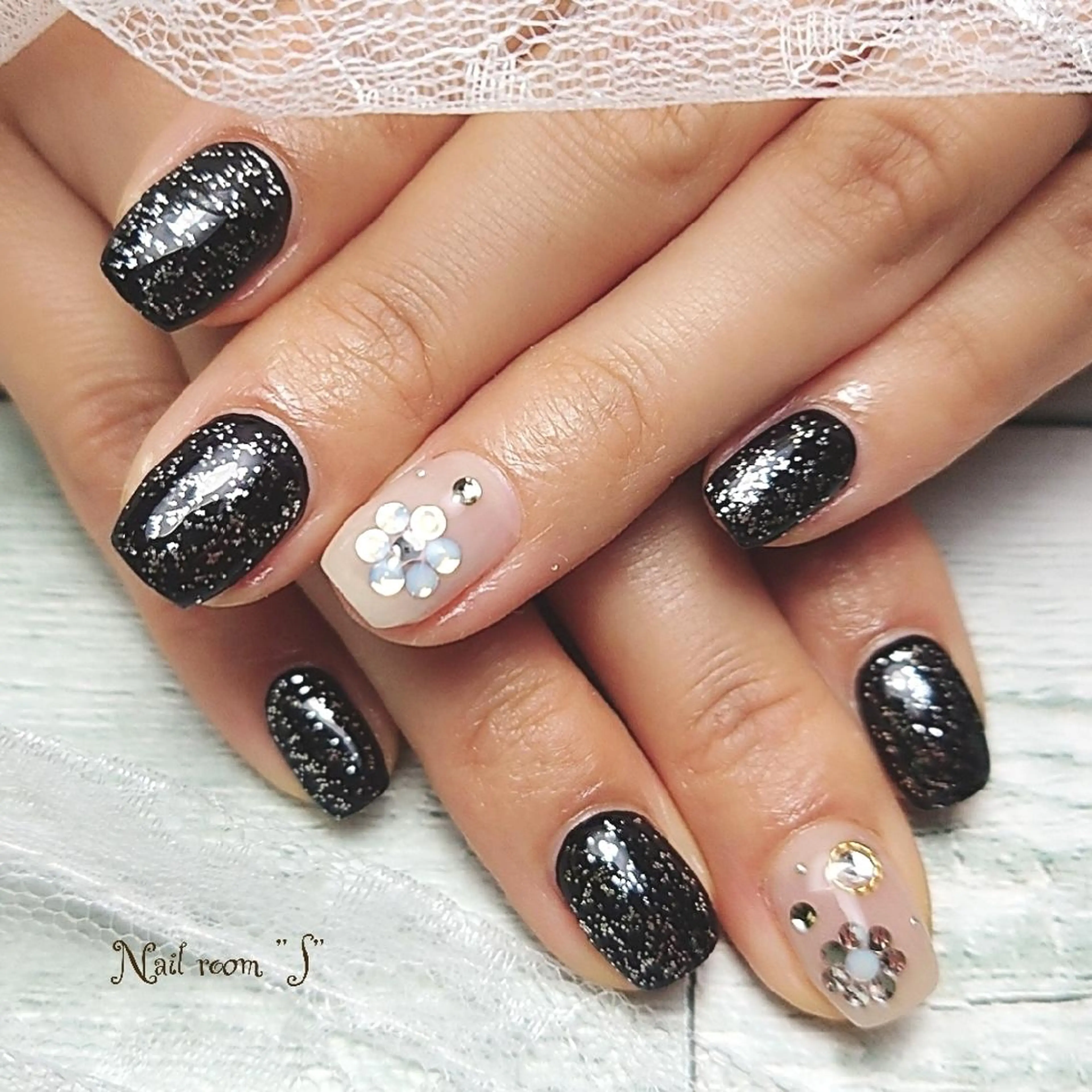 ネイル フラワーネイル ストーンネイル Nail room  "S"  SAKAIのネイルデザイン