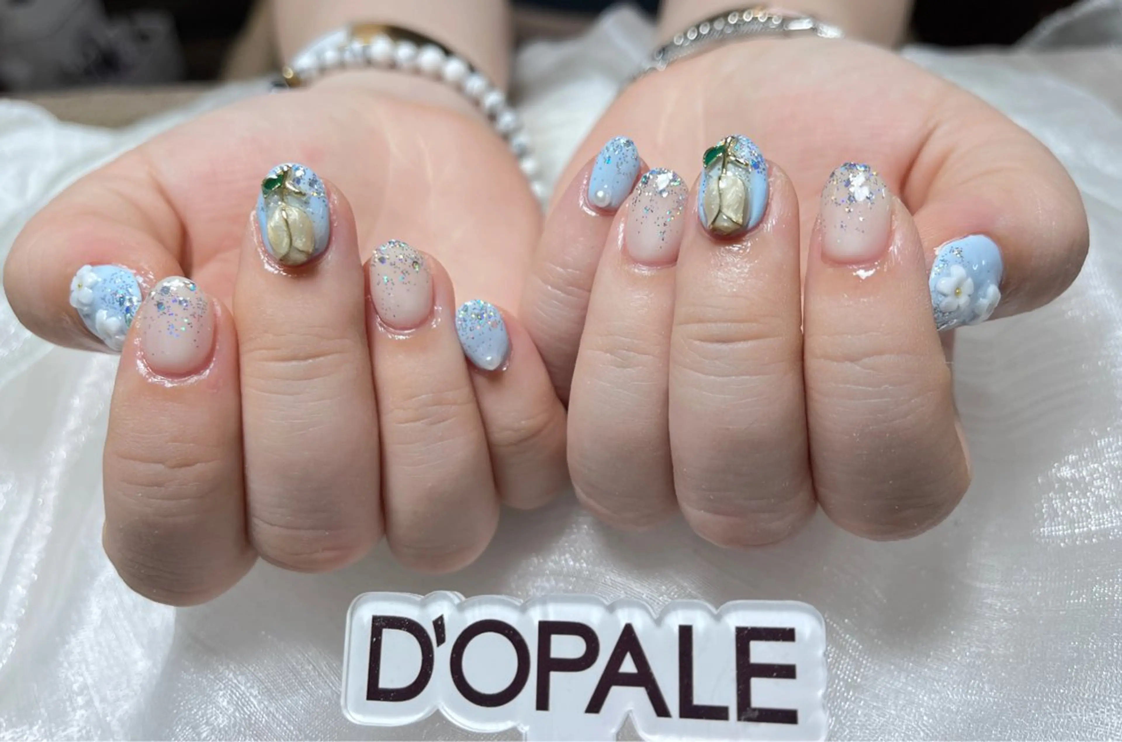 ネイル DOPALE、もも 彦奇のネイルデザイン