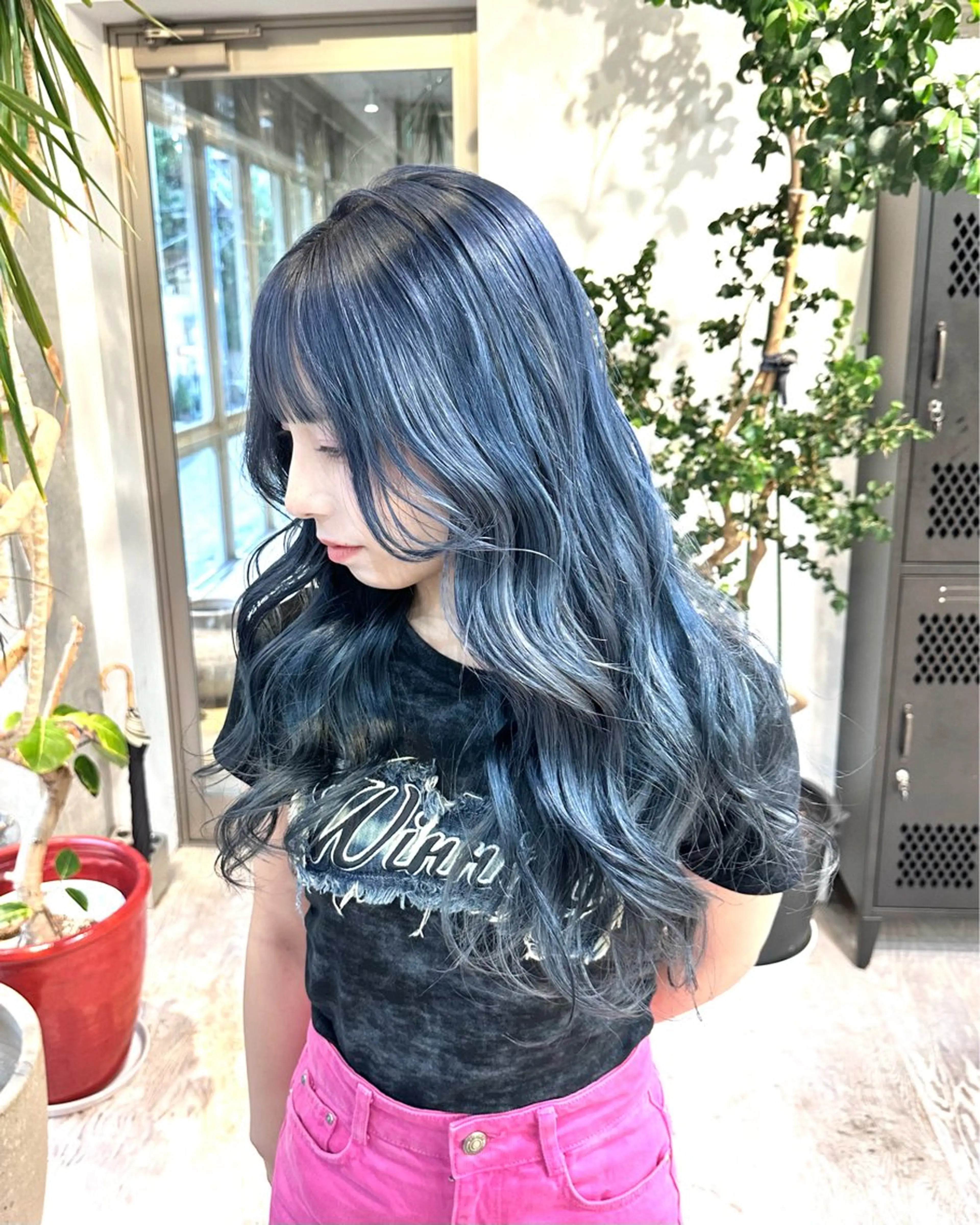 ロング カット ヘアカラー トリートメント 抜きっぱなしブロンド ササキカズマのヘアスタイル