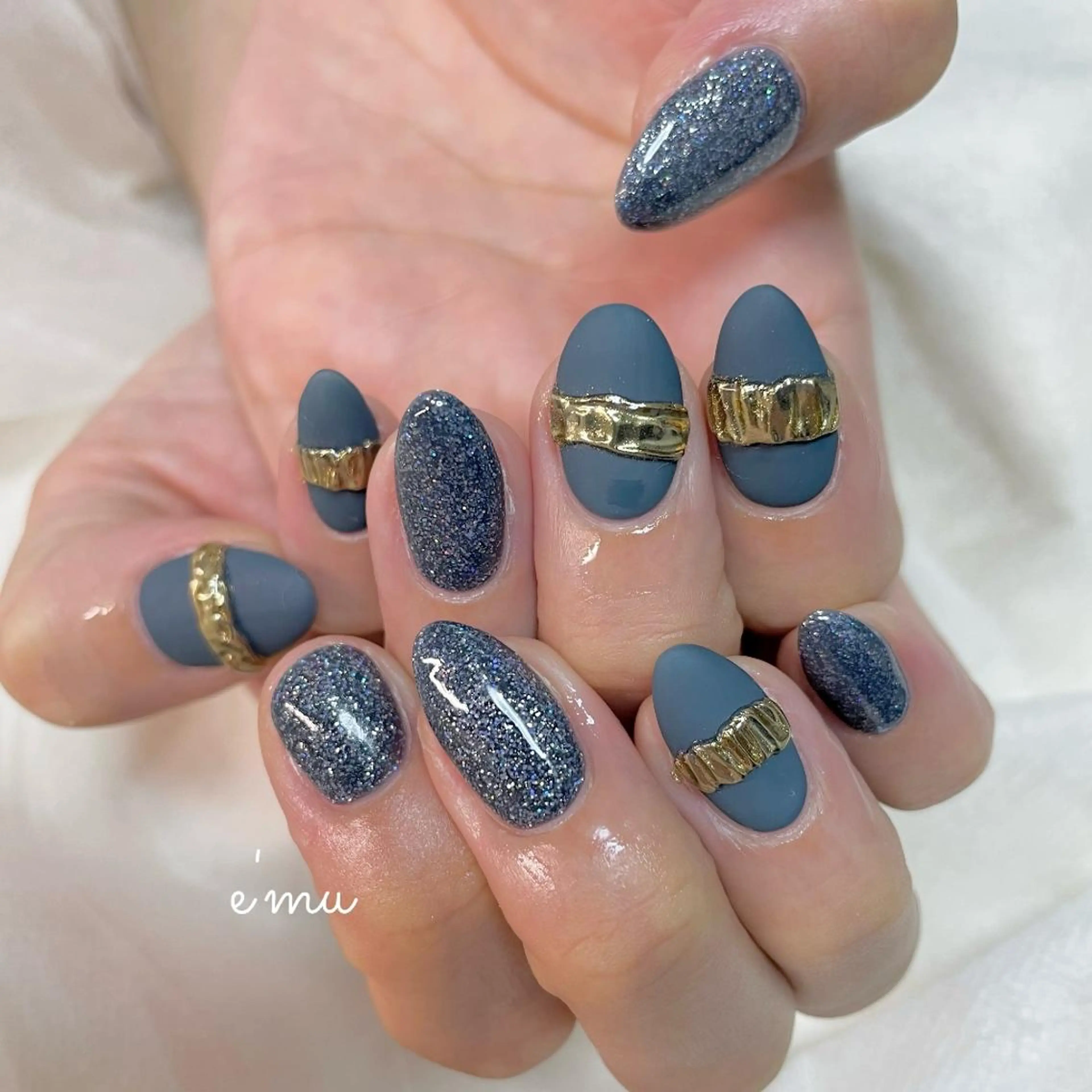 ネイル ラメ(グリッター) 冬ネイル nail salon e'mu💐のネイルデザイン