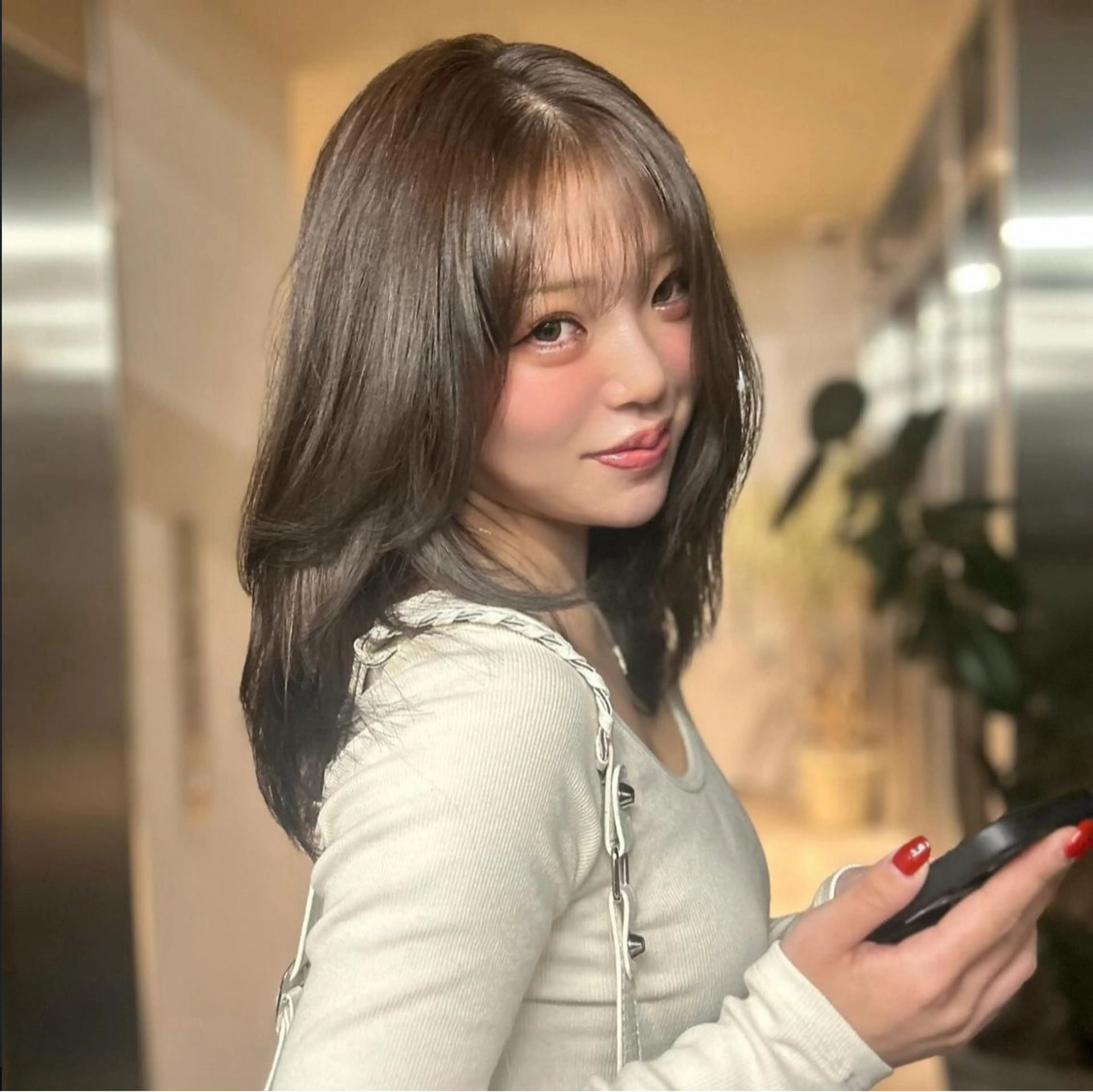 ミディアム 韓国風ヘア レイヤーカット ワンホンヘア ICY表参道所属・ERIKA YAMAMOTOのヘアスタイル