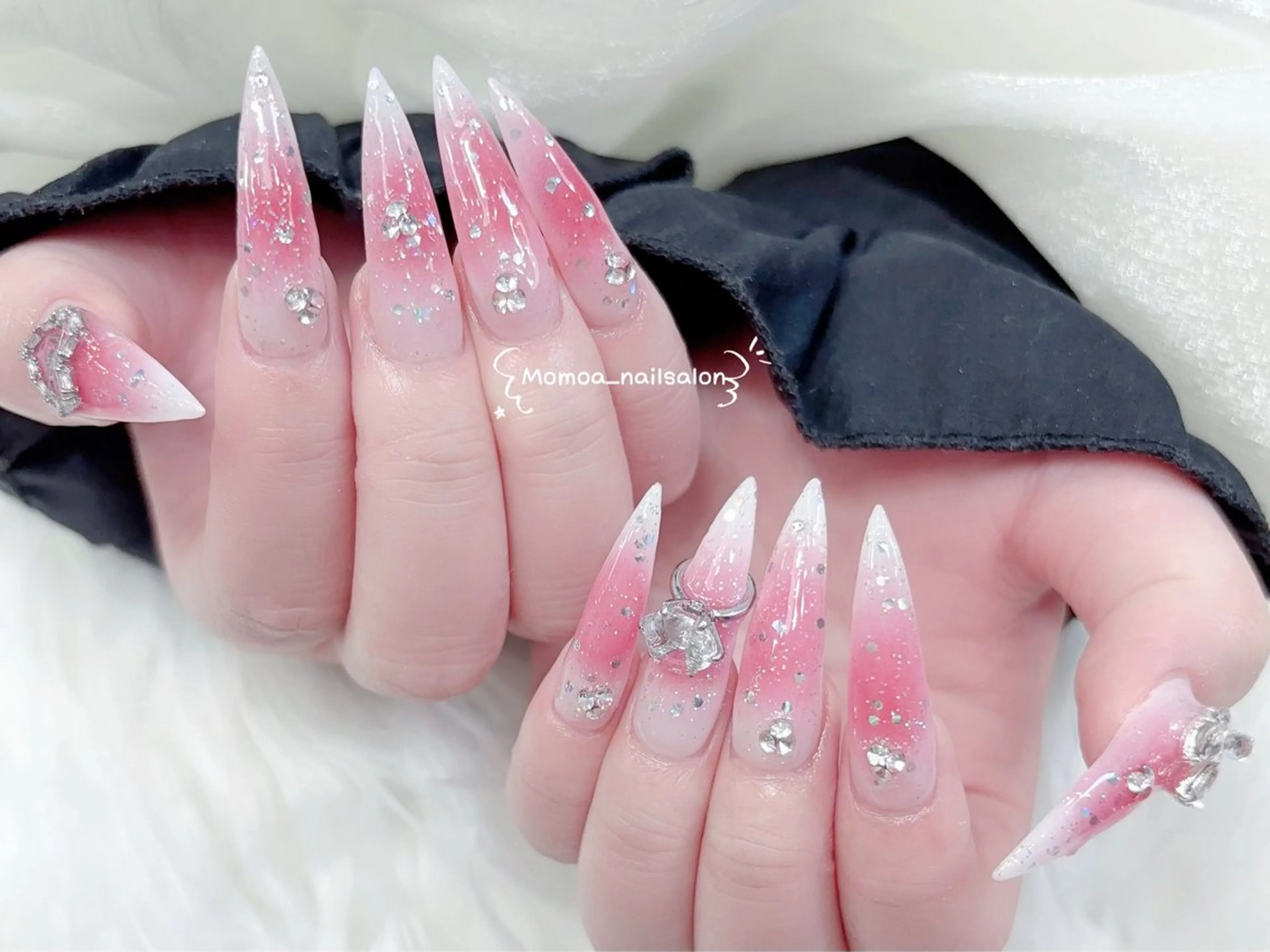 ネイル 成人式 大理石ネイル(マーブル) 持ち込み リボン 夏ネイル ハンドネイル MoMoA Nail ネイル長さ出し専門店のネイルデザイン