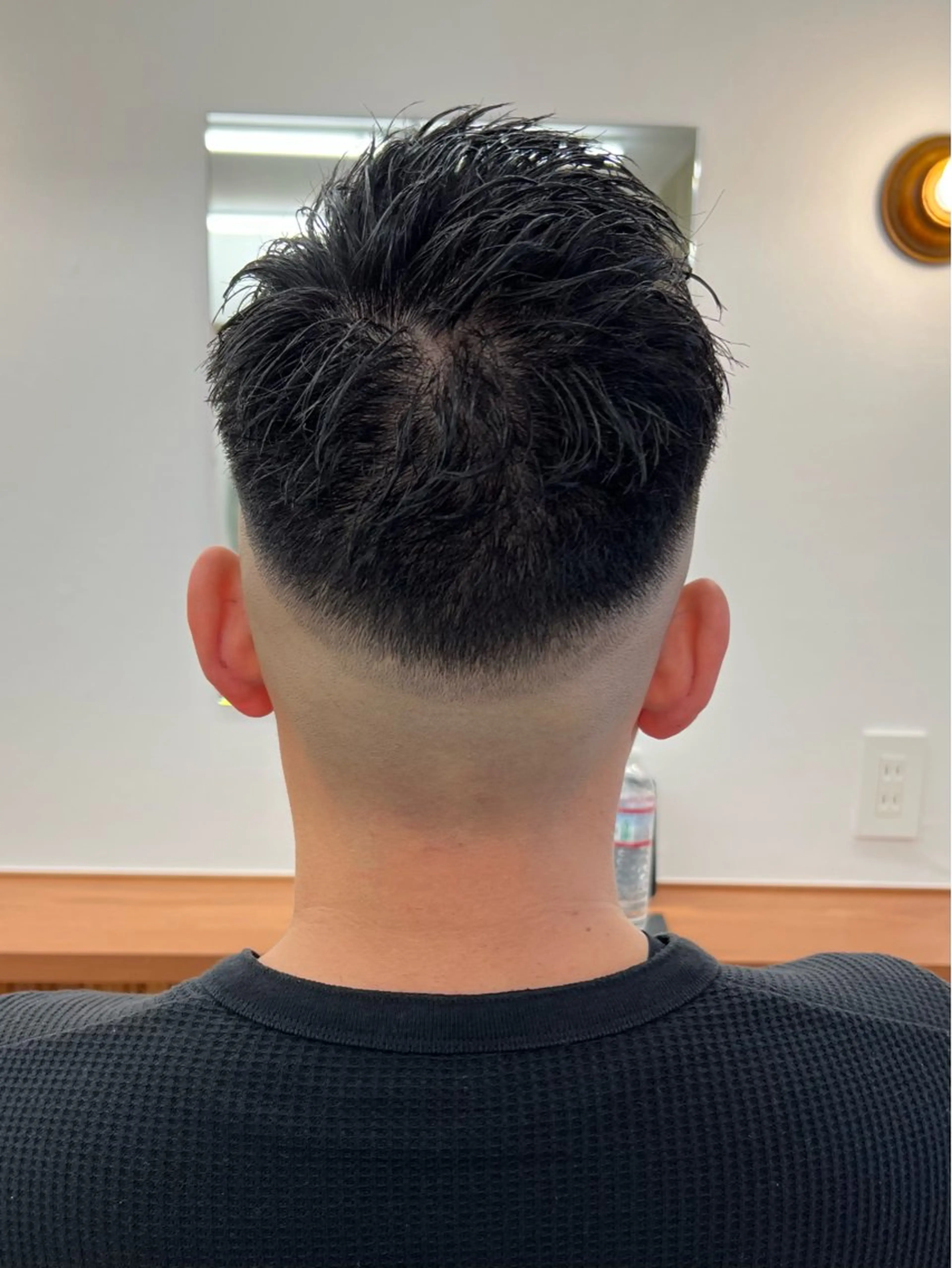 ショート メンズ フェードカット スキンフェード カット メンズサロン✂️ スキンフェード伊藤陸のヘアスタイル