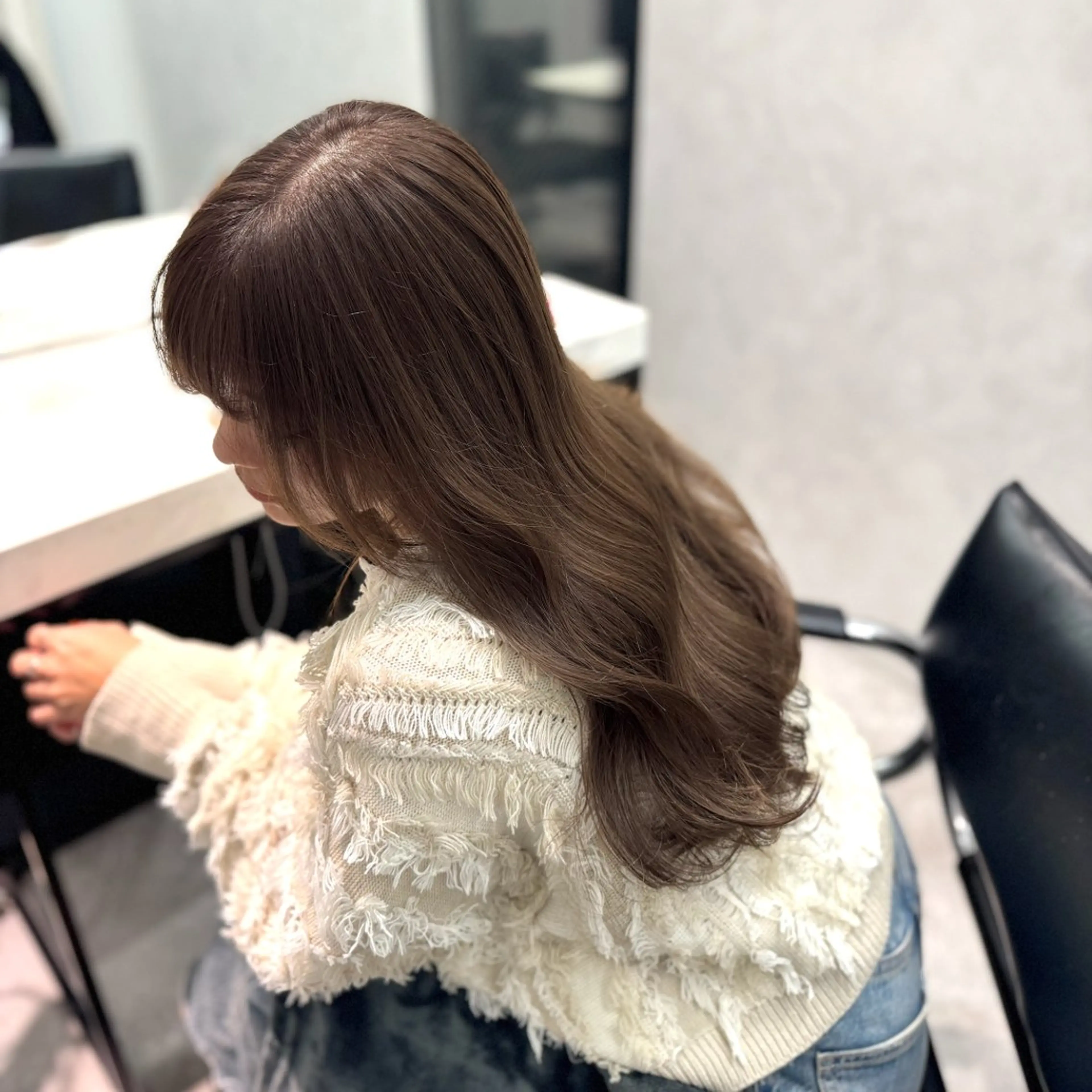 ロング ヘアカラー 🌟透明感カラー 🌟松岡勇輝のヘアスタイル