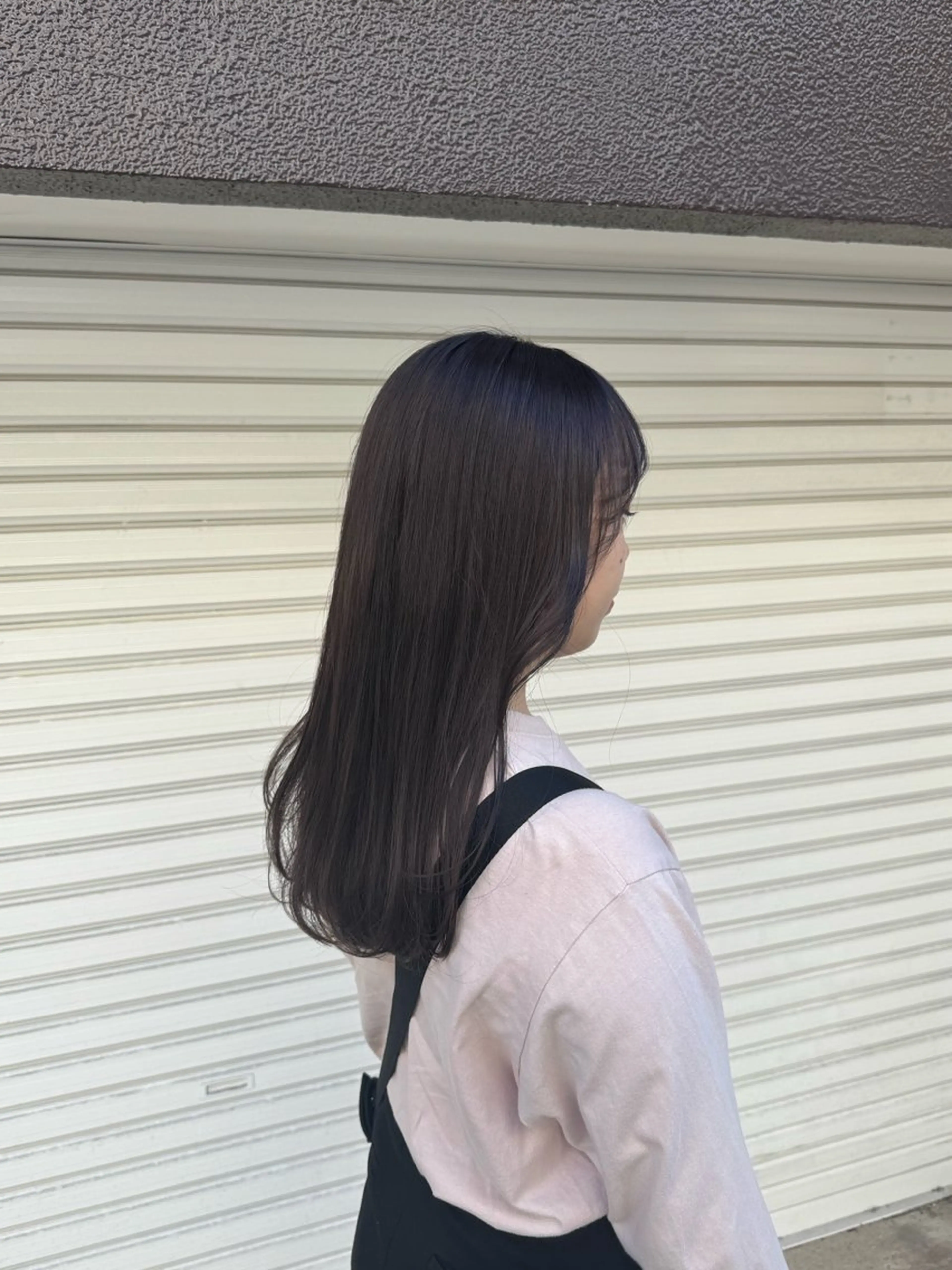 セミロング ヘアカラー トリートメント INORI|艶カラ ー|フェイスレイヤーのヘアスタイル