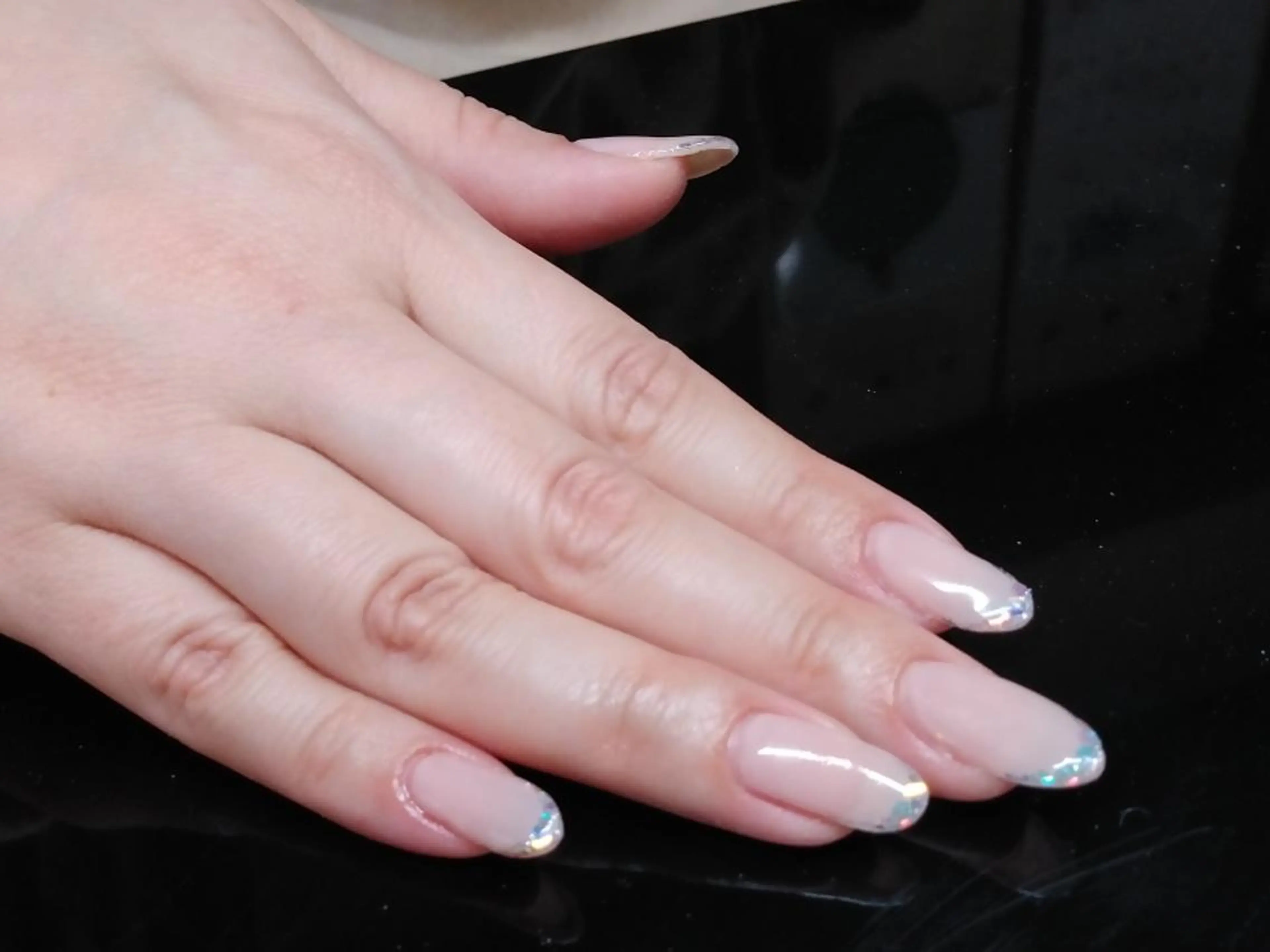ネイル アートネイル 長さ出し フレンチネイル ガラスフレンチ ホログラムネイル nailsalon Riko.Mのネイルデザイン