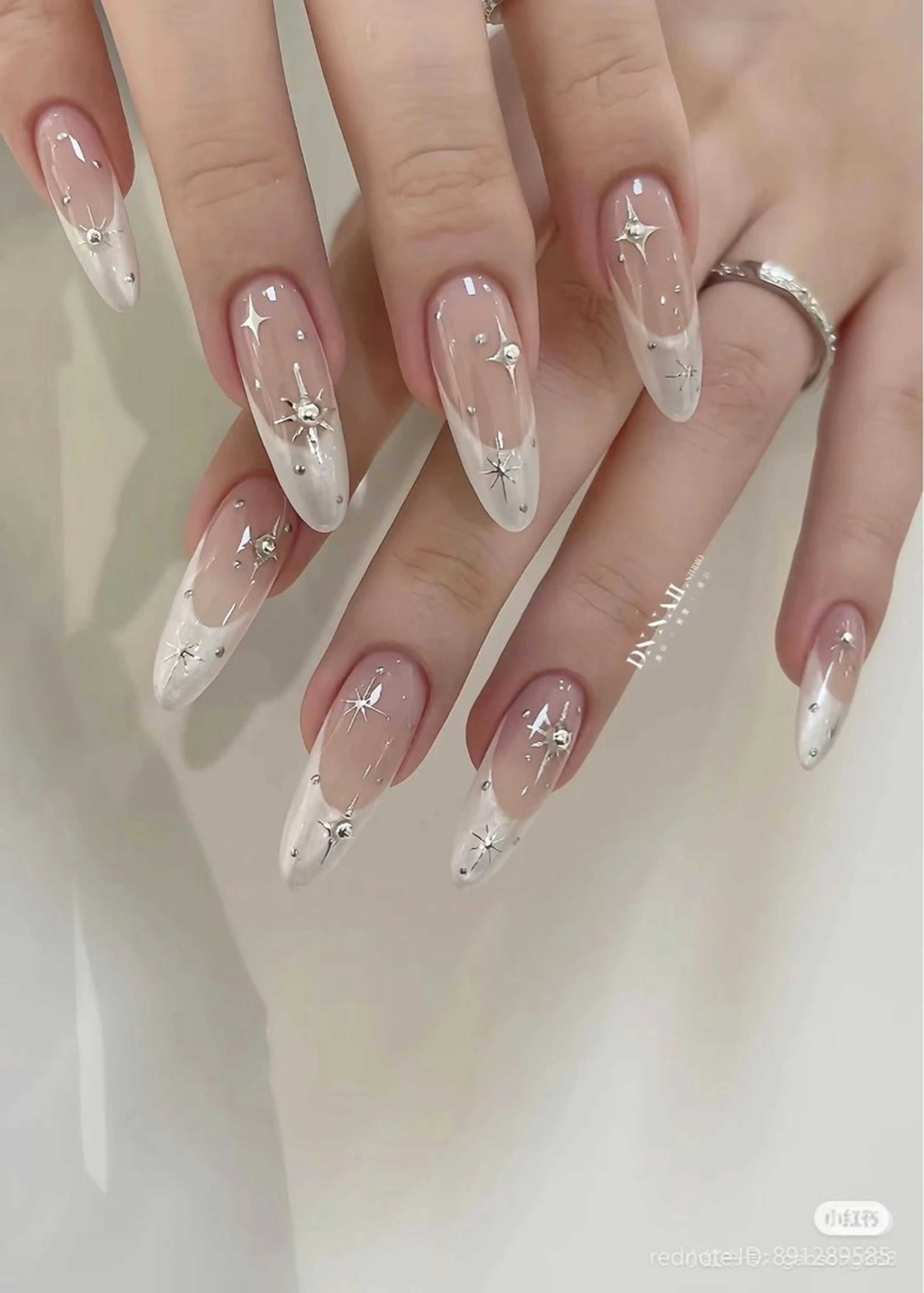 ネイル フレンチネイル ネイルチップ ハンドネイル ANA.CHUO NAILSのネイルデザイン