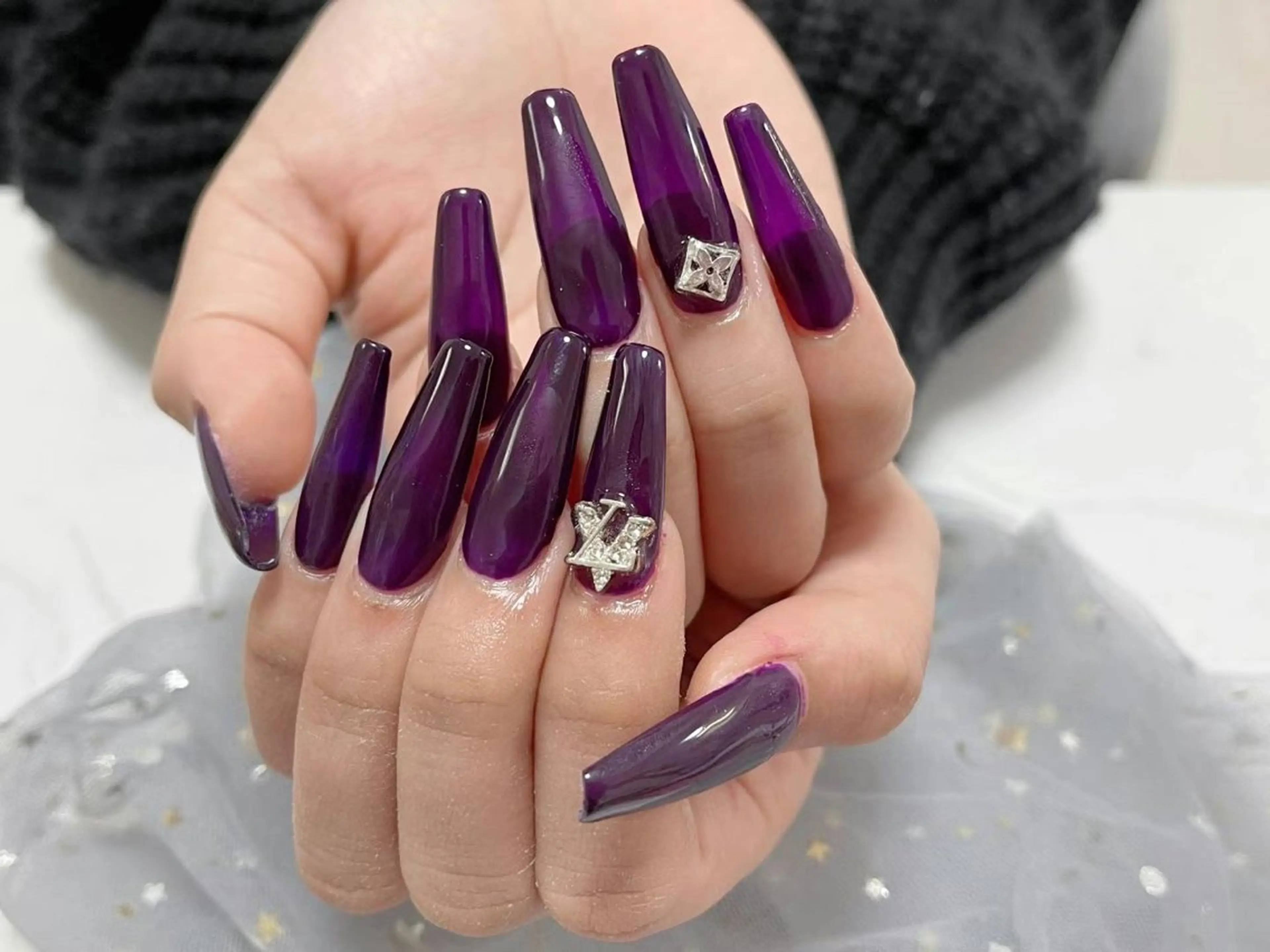 ネイル 長さ出し グラデーション ラメ(グリッター) ワンカラーネイル ネイルチップ 🎀ネイルサロン エクラYUI🎀のネイルデザイン