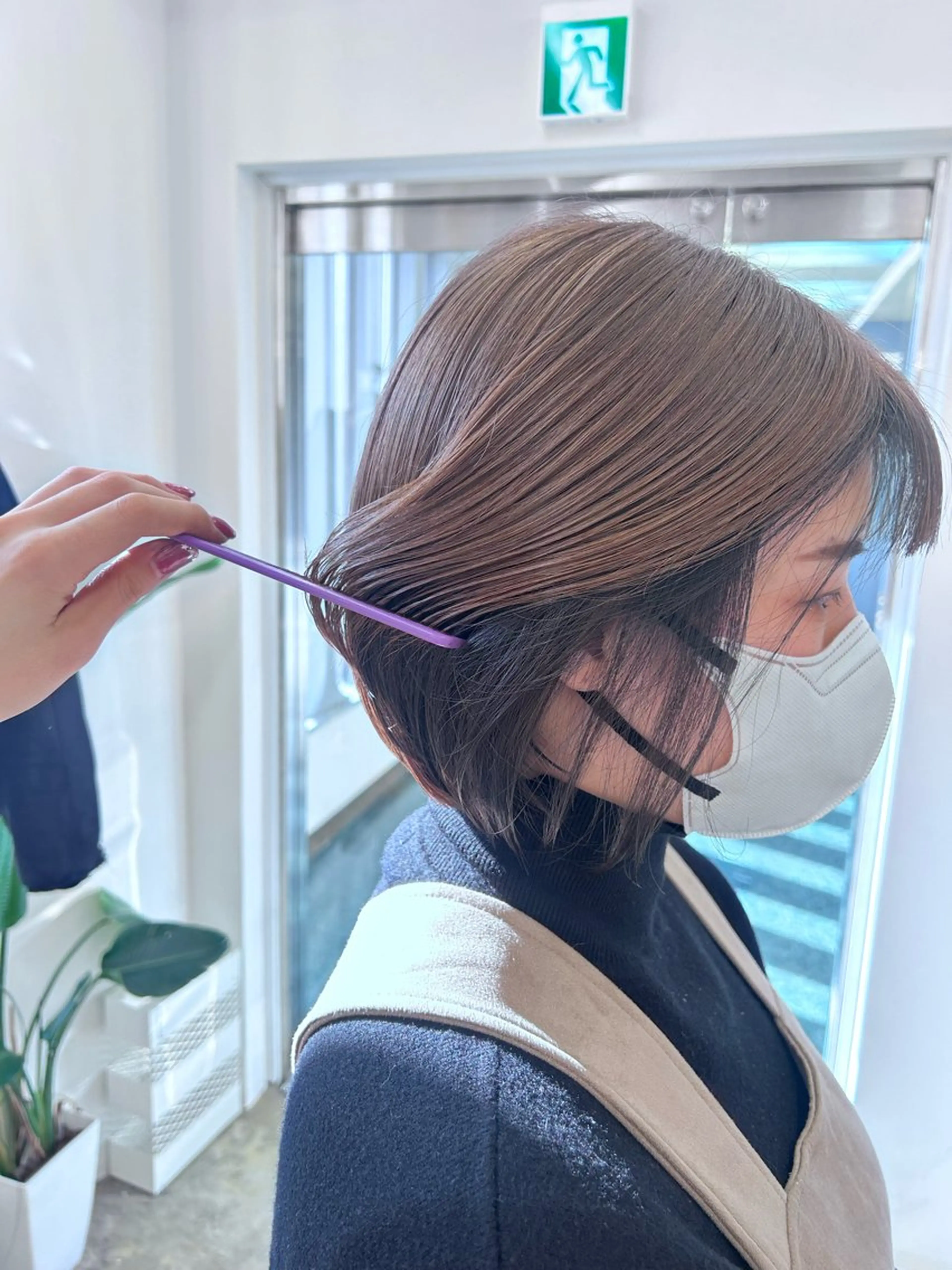 ショート カラー 黒髪 ブリーチ カット 縮毛矯正 韓国ヘア nanahaのヘアスタイル