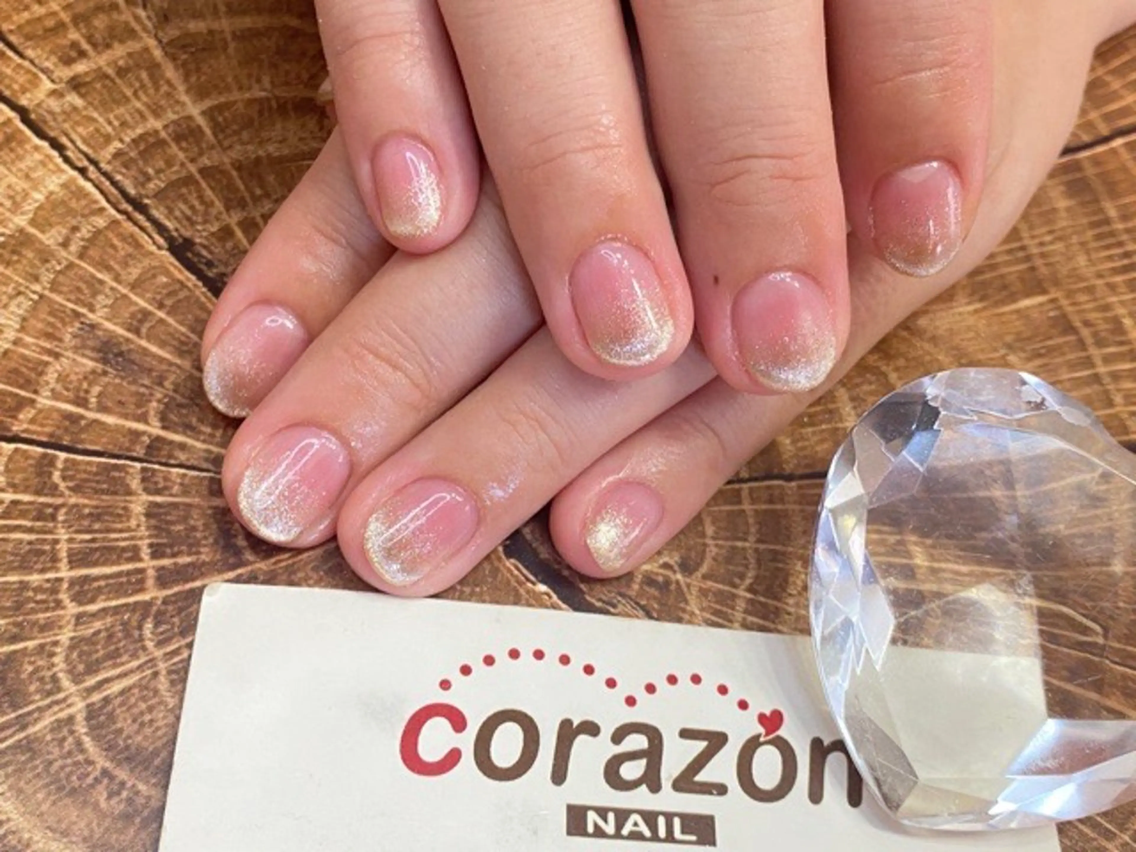 ネイル ジェルネイル グラデーション マグネットネイル ハンドネイル corazon所属・ネイリスト aicoのネイルデザイン