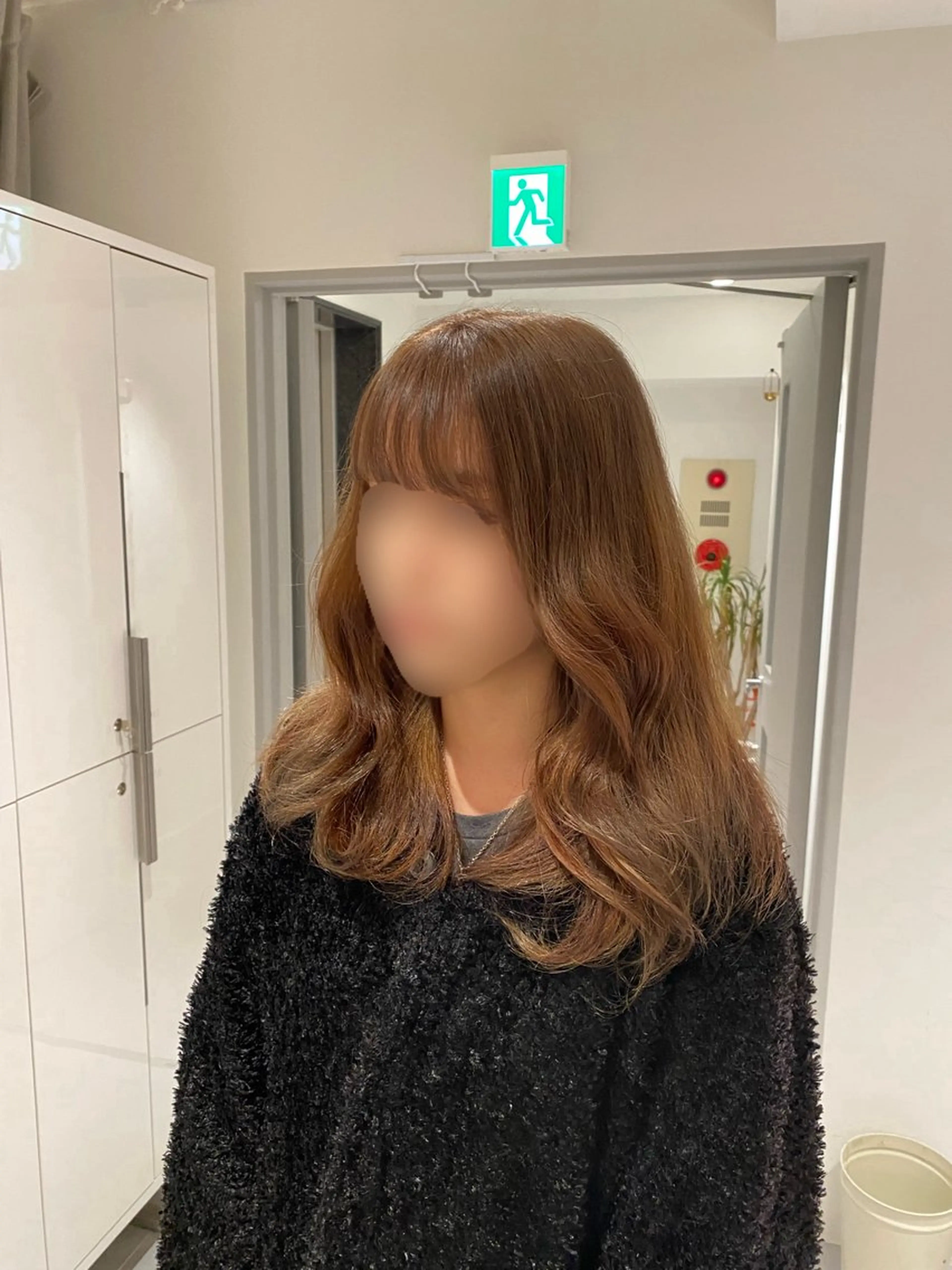 ロング カラー ヘアカラー トリートメント ヘッドスパ ヘアセット 小顔ショート✨️ RIEのヘアスタイル