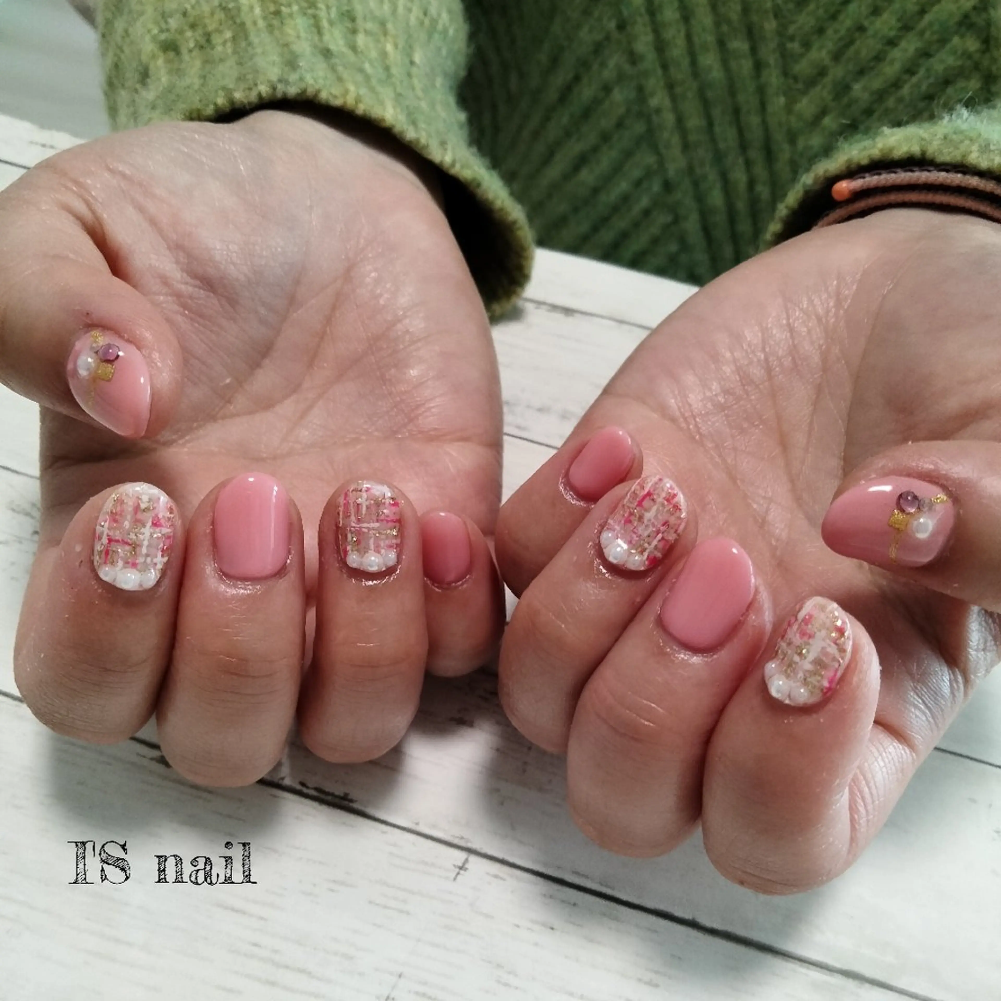 ネイル ピンク ツイードネイル I'S nail 佐野のネイルデザイン