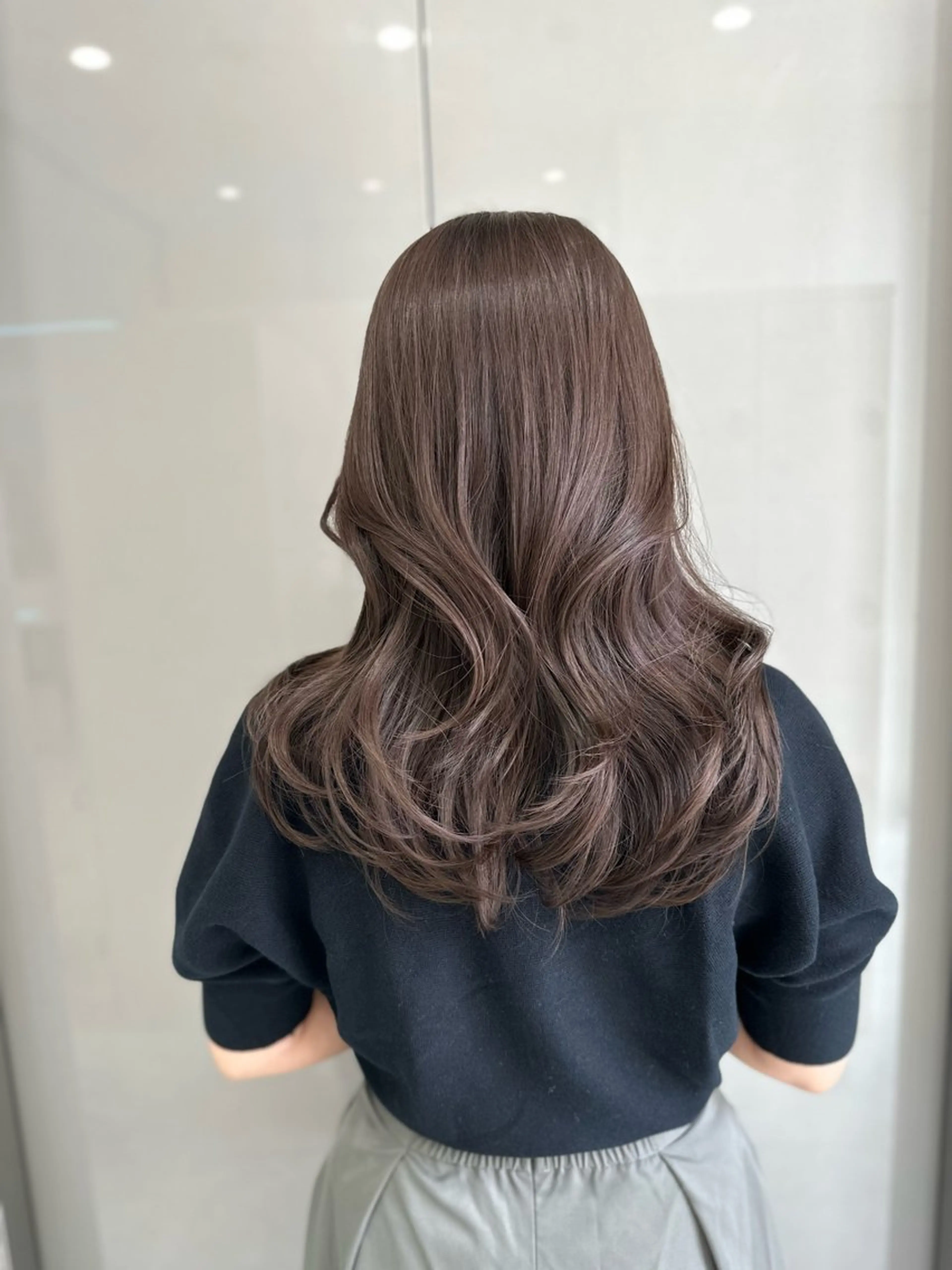 ロング カラー ヘアカラー トリートメント ヘッドスパ ヘアセット 🤍透明感カラー ×縮毛矯正🤍ゆうのヘアスタイル