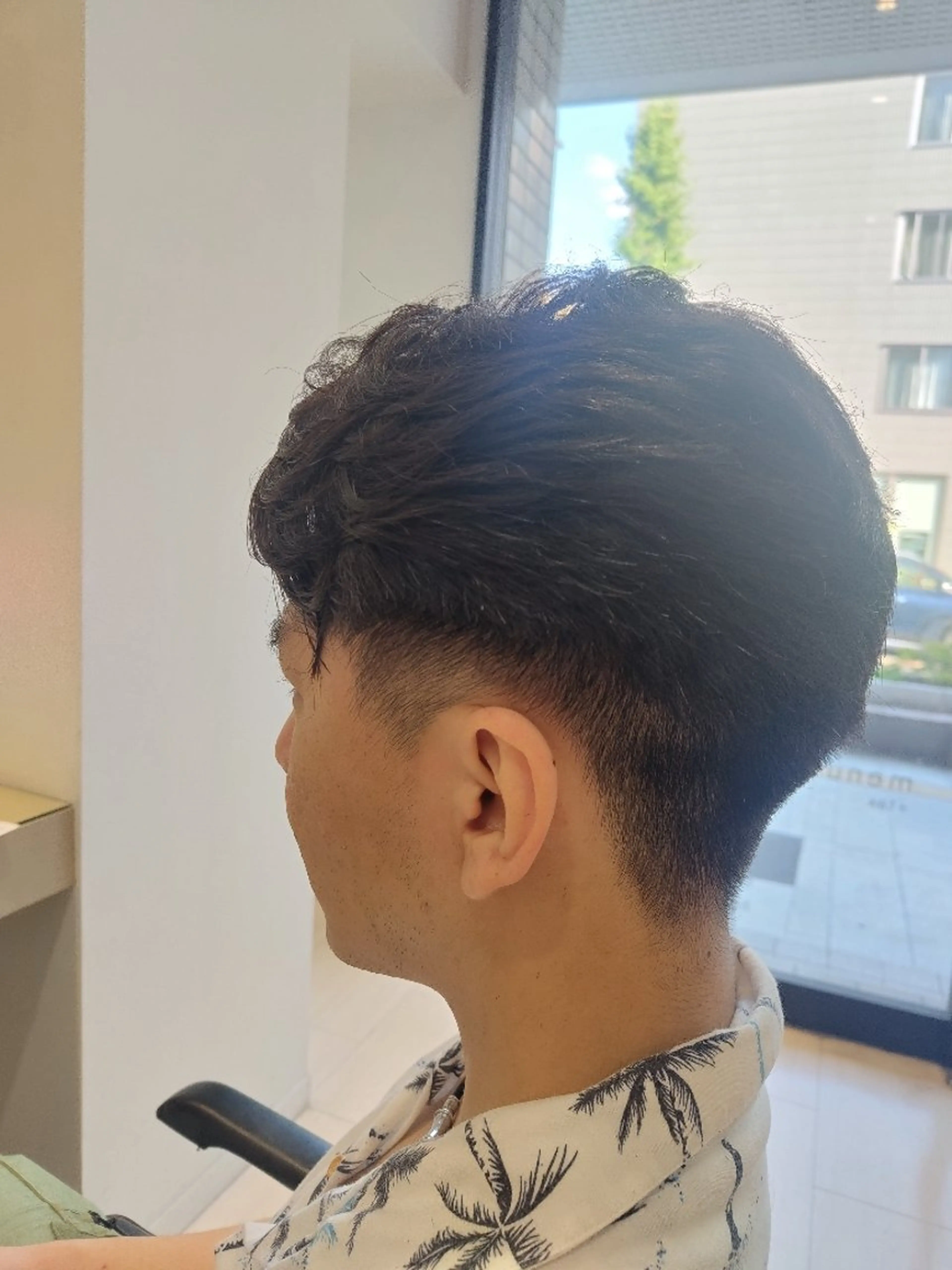 メンズ ショート 刈り上げ カット liage所属・Fucai tomocoのヘアスタイル