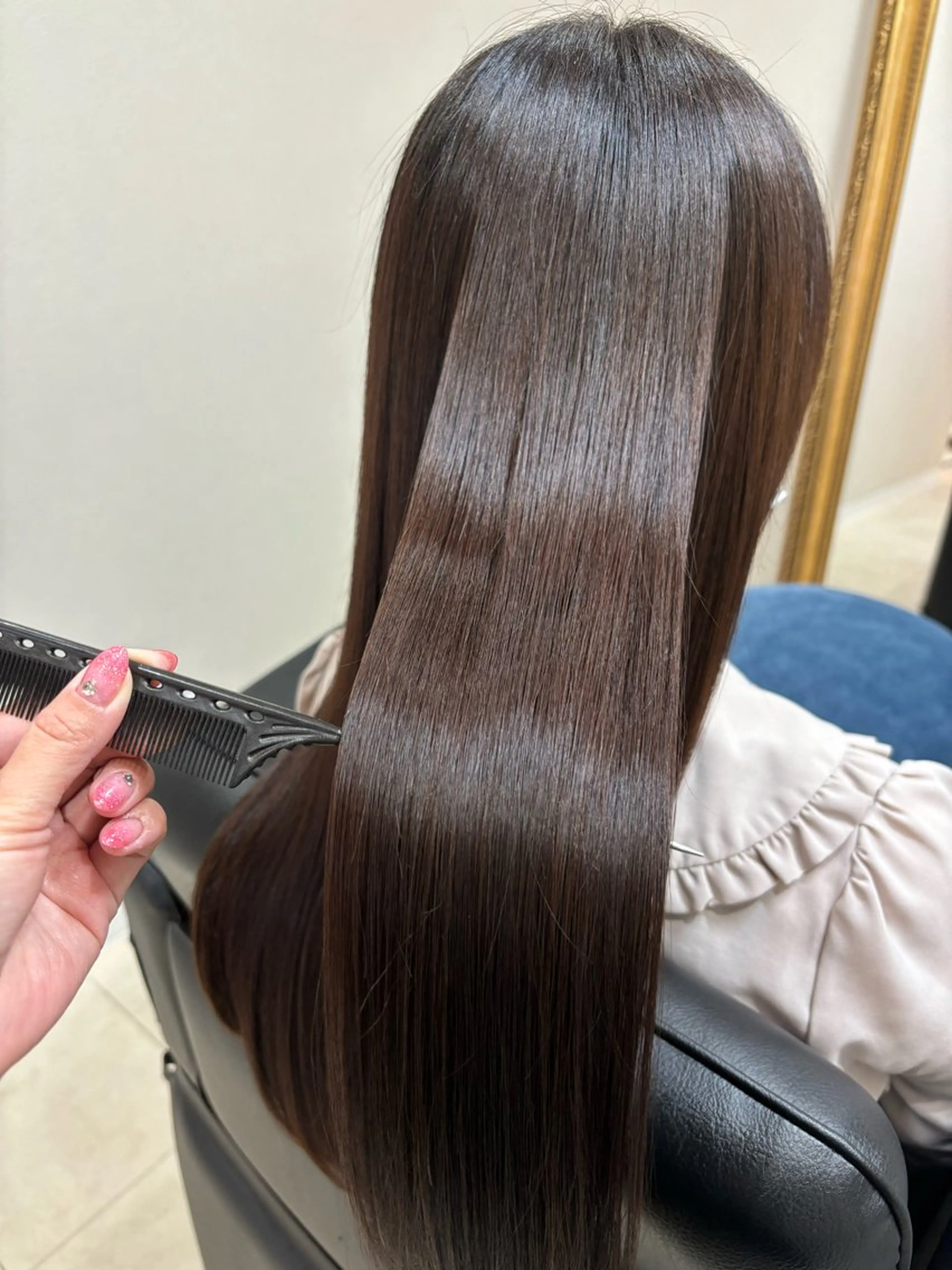 ロング Carrefour LOCO Kyogoku八潮店【カルフールロコキョウゴク】所属・LOCO aikaのヘアスタイル