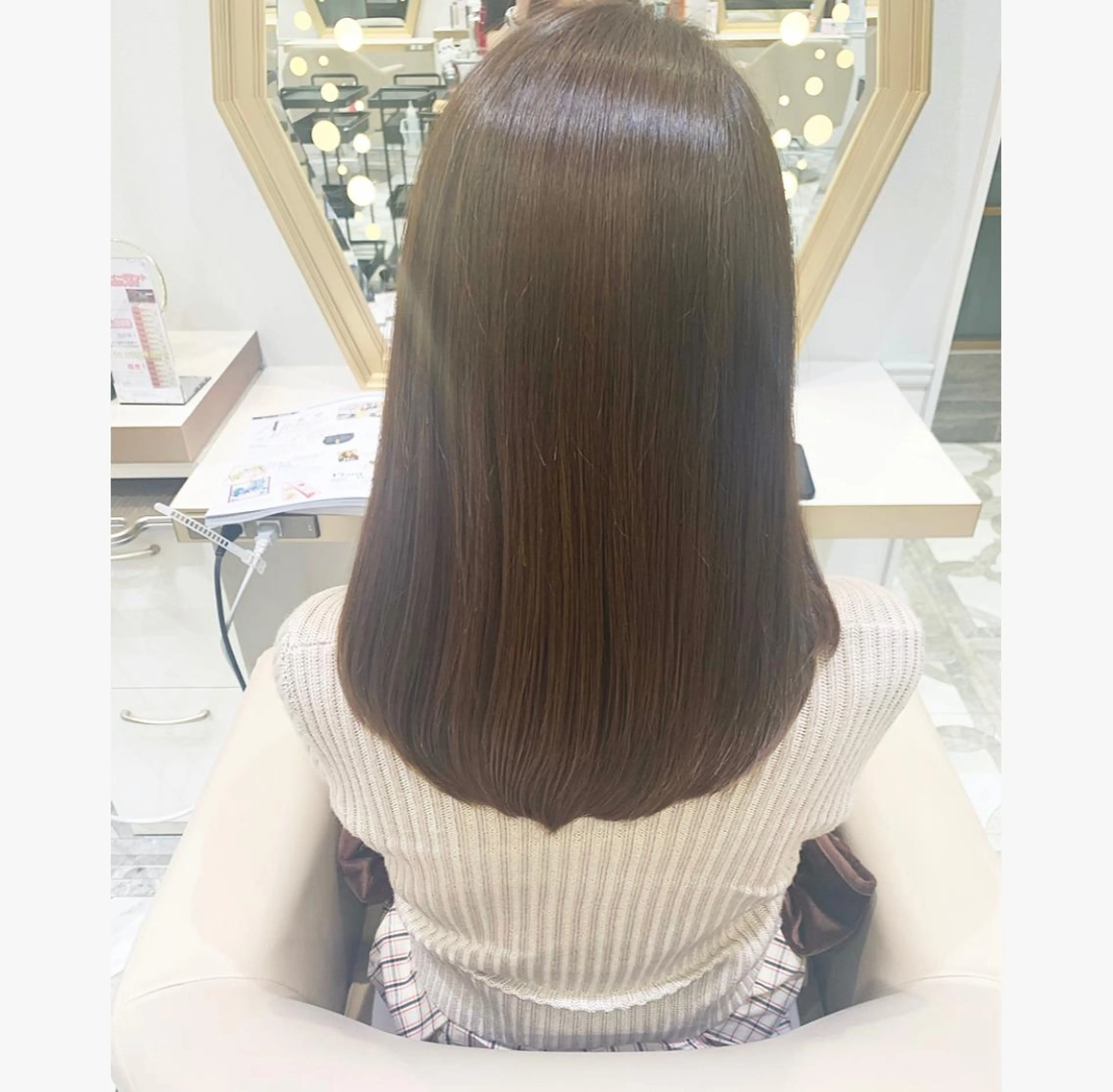 セミロング パーマ カット 縮毛矯正 💙美髪救世主💙 関華蓮のヘアスタイル