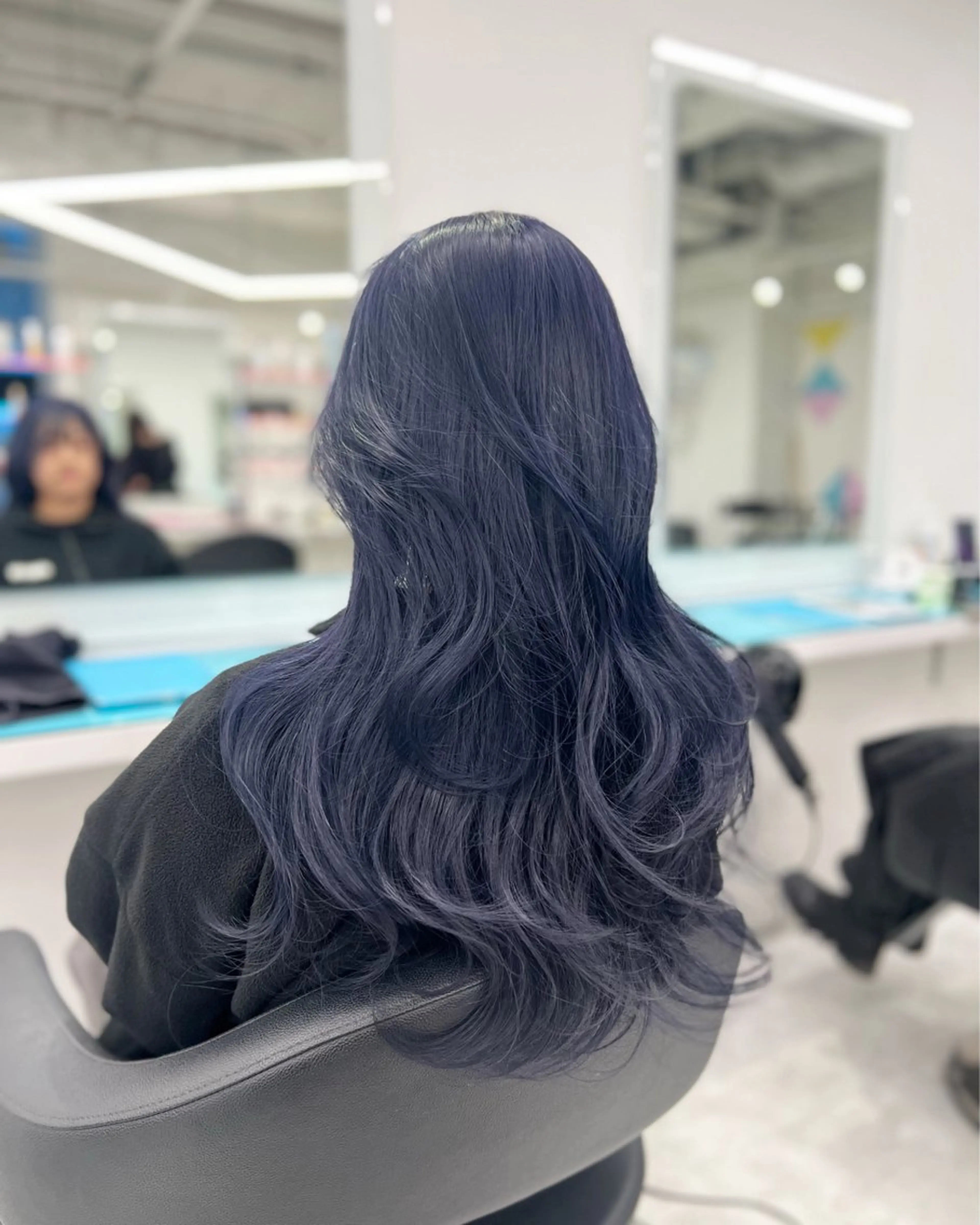 ロング カラー ヘアカラー トリートメント ヘッドスパ ヘアセット 🇨🇳中韓レイヤー 暗髪カラー🇰🇷のヘアスタイル
