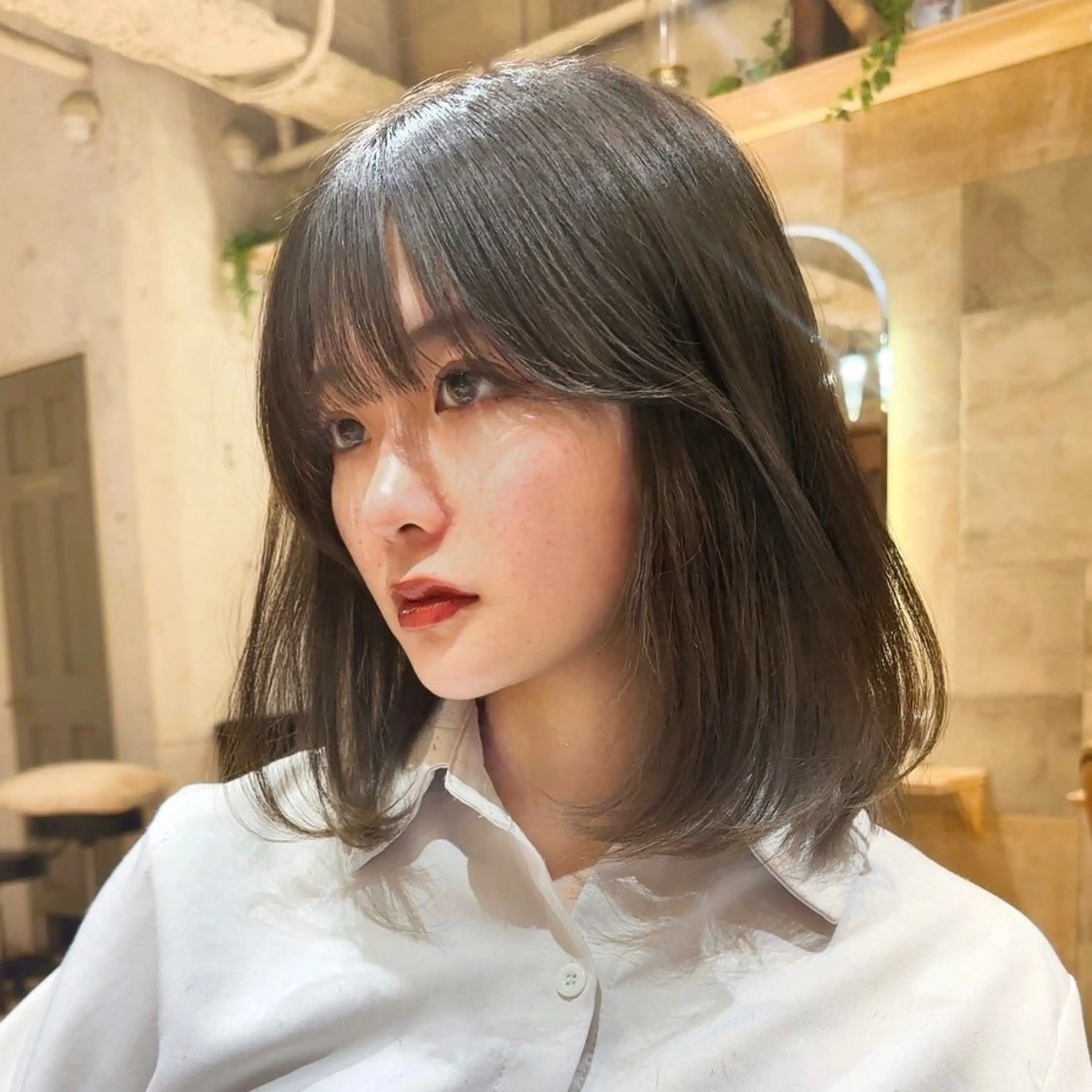 セミロング 透明感カラー/ブリー チなし/松原和志のヘアスタイル