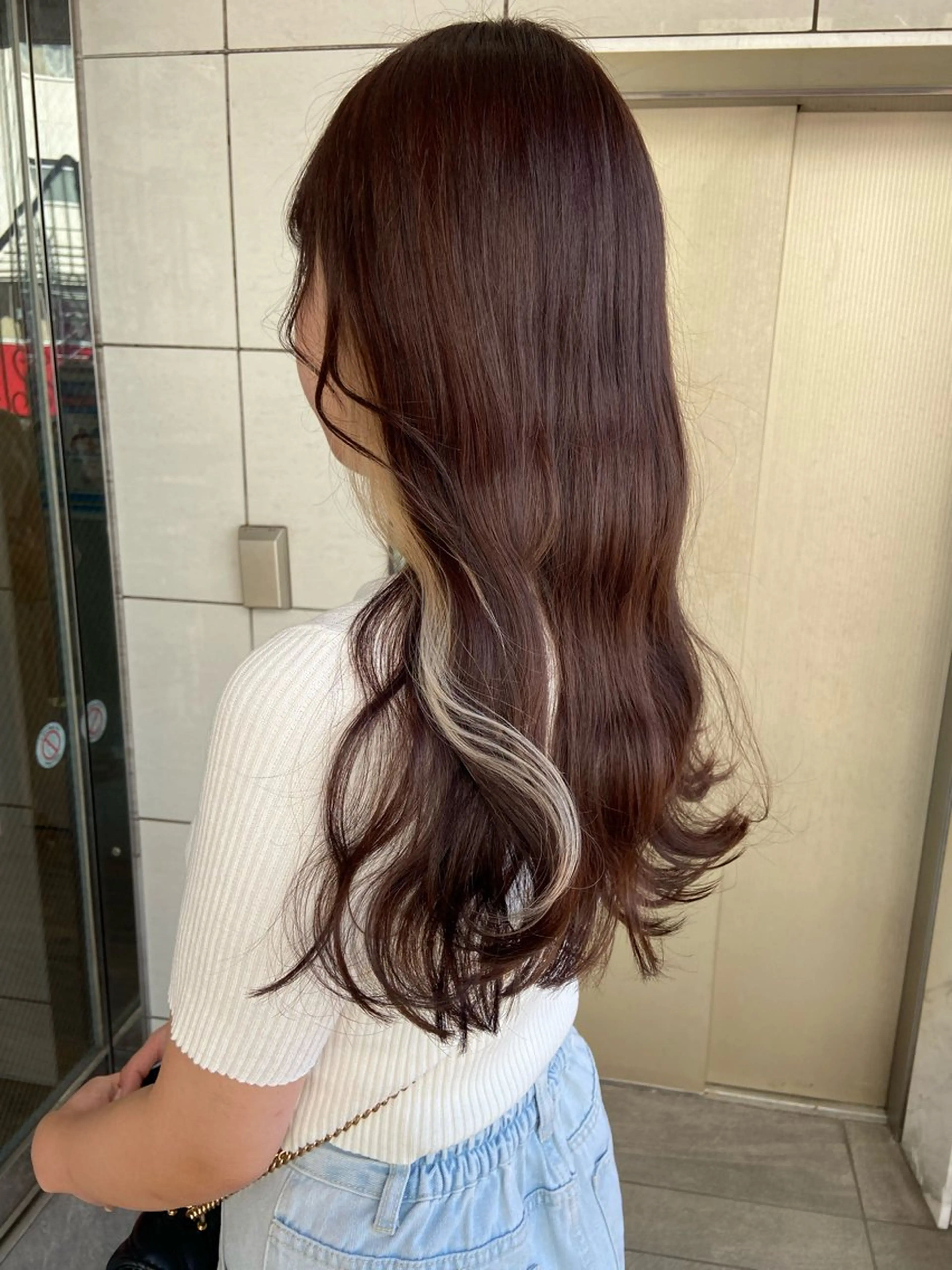 ロング カラー イヤリングカラー ヘアカラー トリートメント 🧸プルエクステ❤︎ ネイルKAO🧸のヘアスタイル