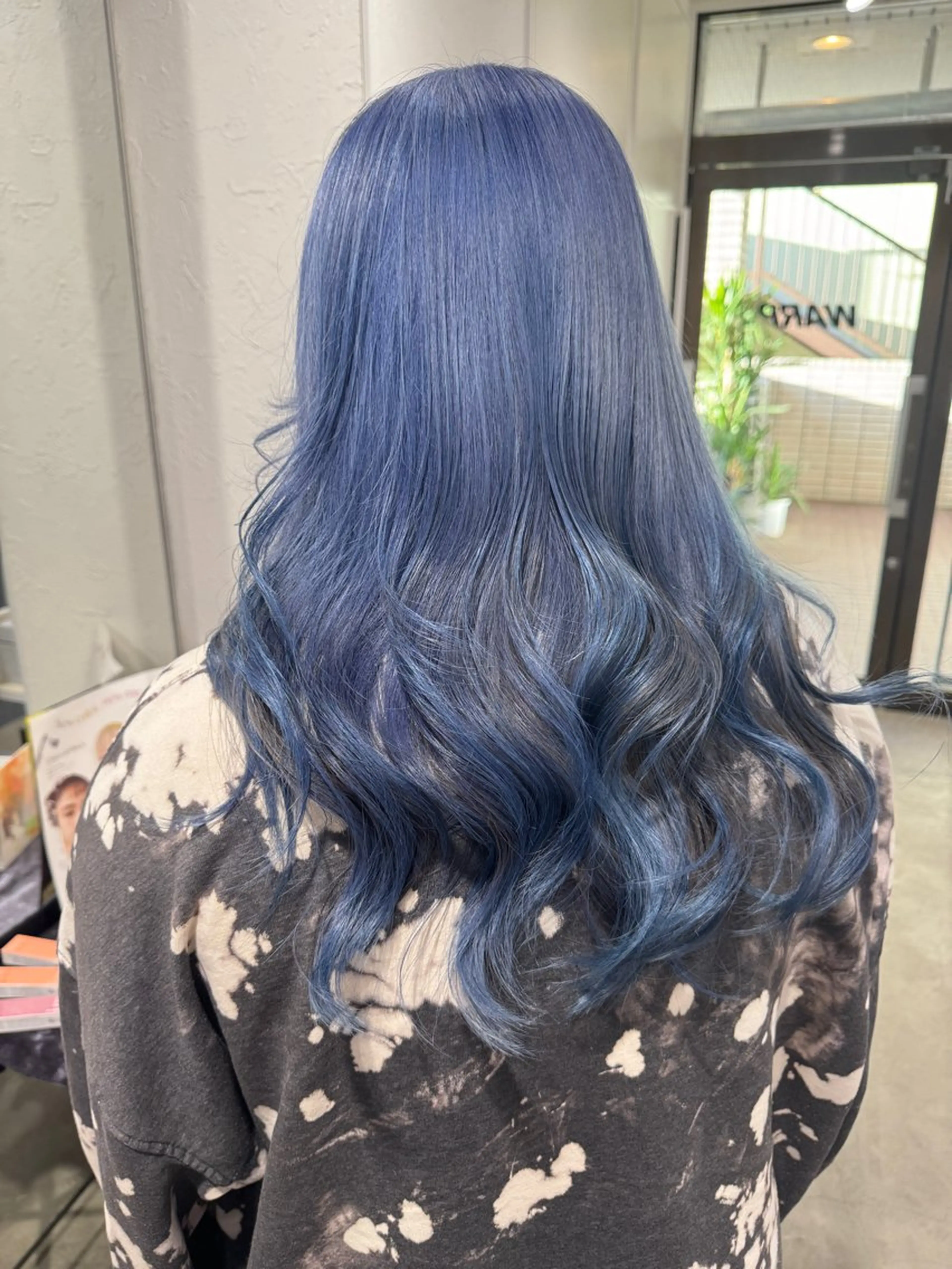 ロング カラー ヘアカラー ハイトーン/レイヤー /艶カラー🎀のヘアスタイル