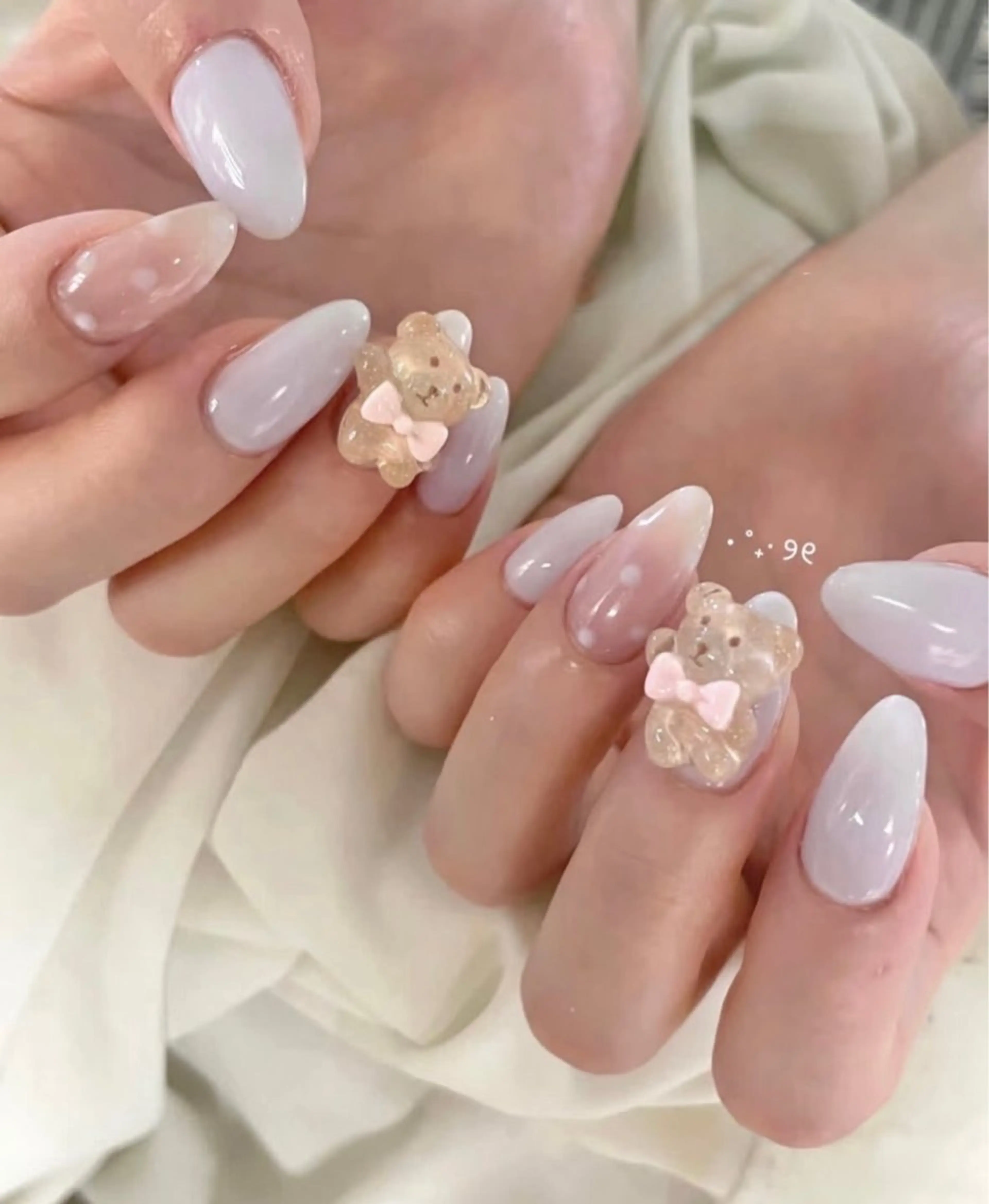 ネイル 陽菜 🦋のネイルデザイン