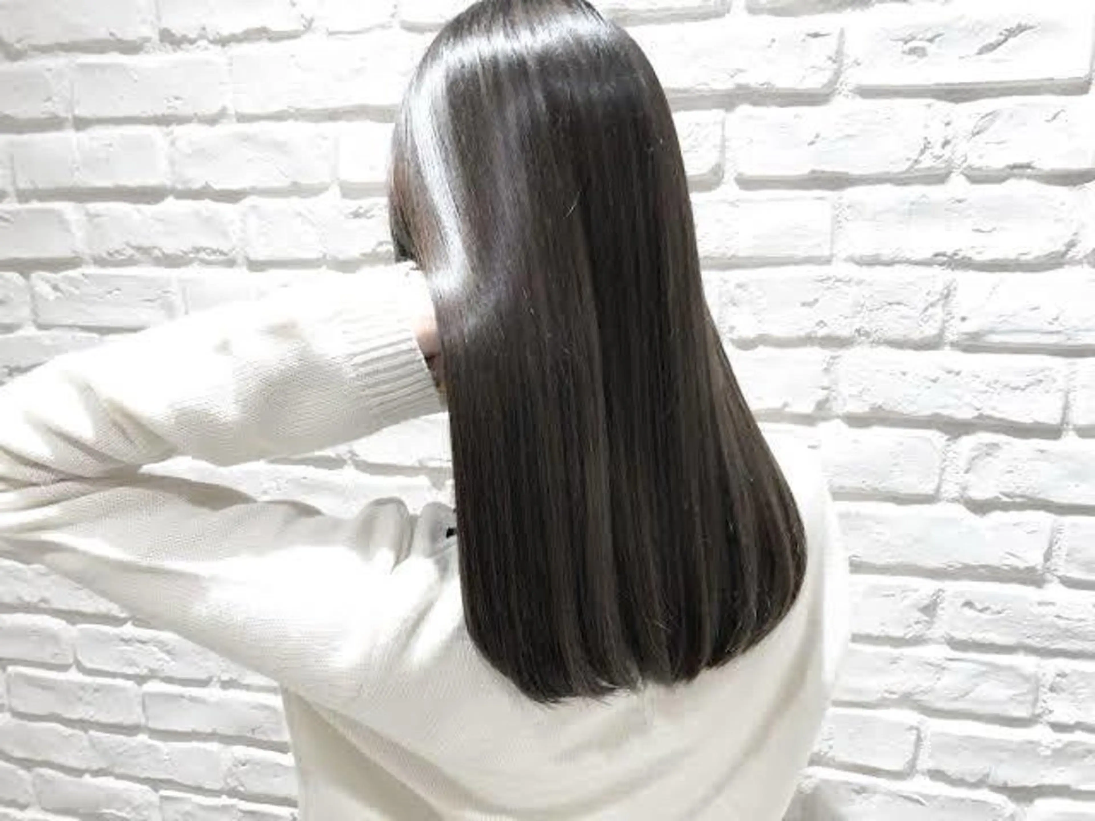【当日予約限定価格✨】髪質改善ネオメテオストレートの写真
