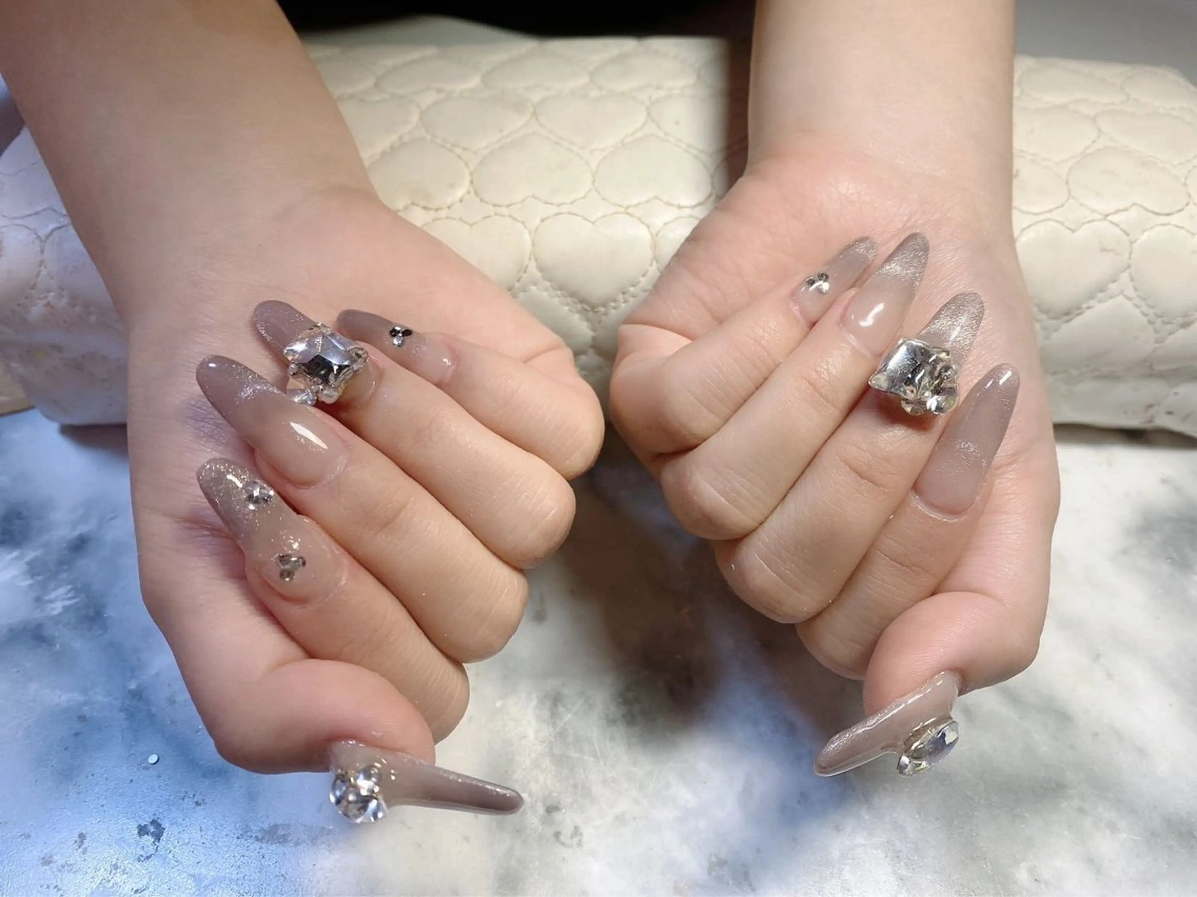 ネイル LEDアイラッシュ ∩_∩アオイのマツエク・マツパデザイン