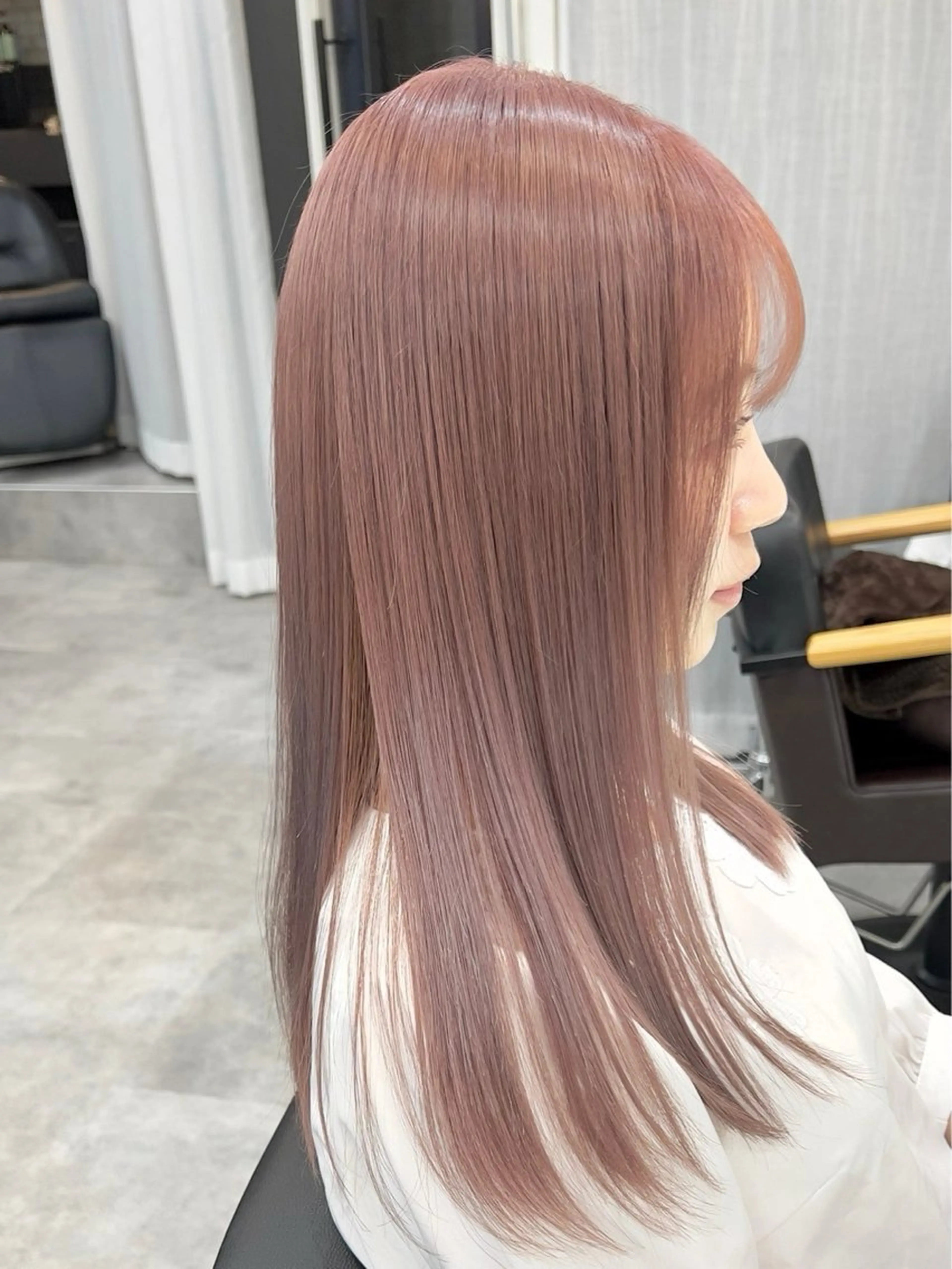ロング カラー ベージュカラー ピンクカラー ピンクベージュ ヘアカラー トリートメント EREMENT 五反田店所属・透明感カラー/レイヤ ーhinata.のヘアスタイル
