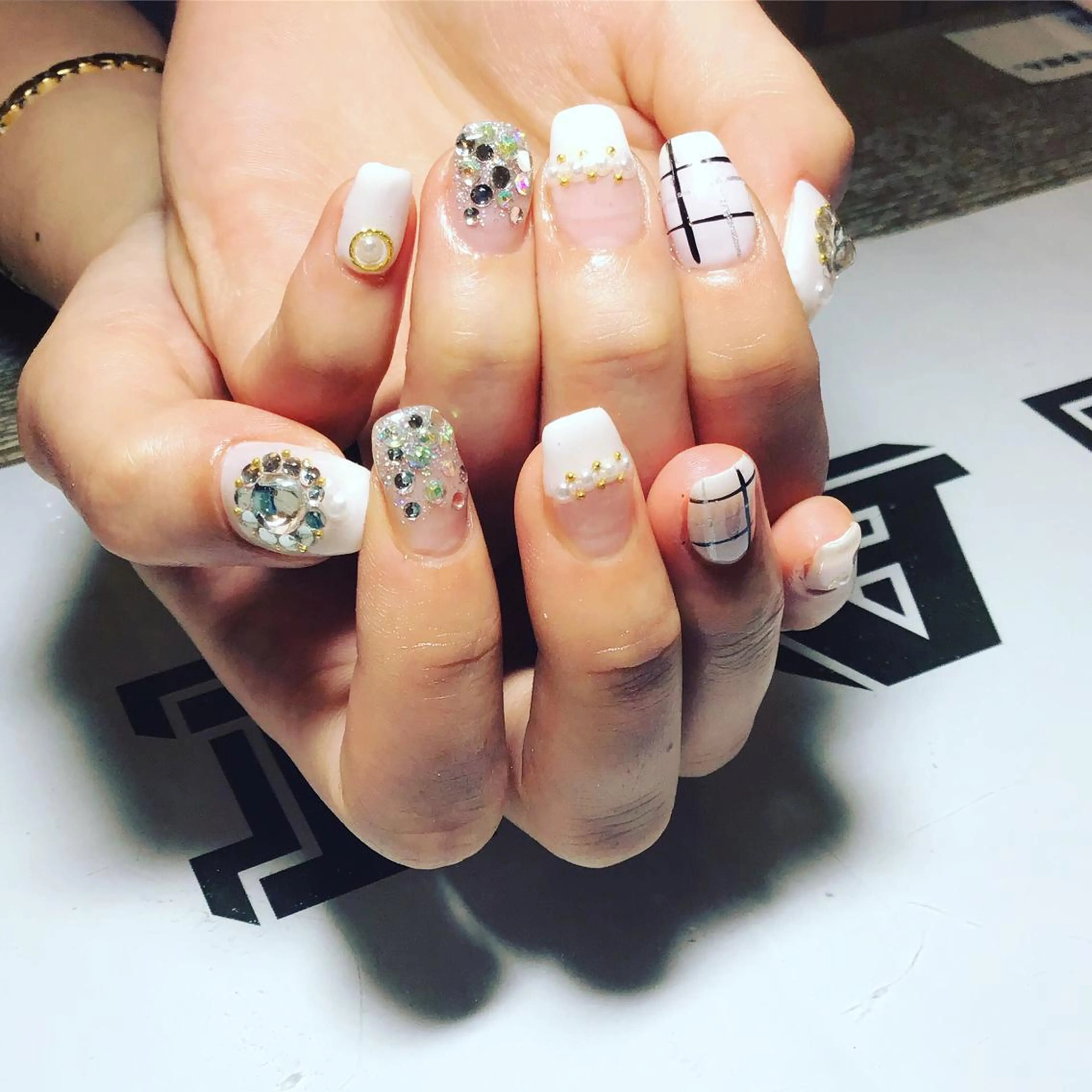 ネイル ハンドネイル JuniNail韓国 ネイリストsuのネイルデザイン